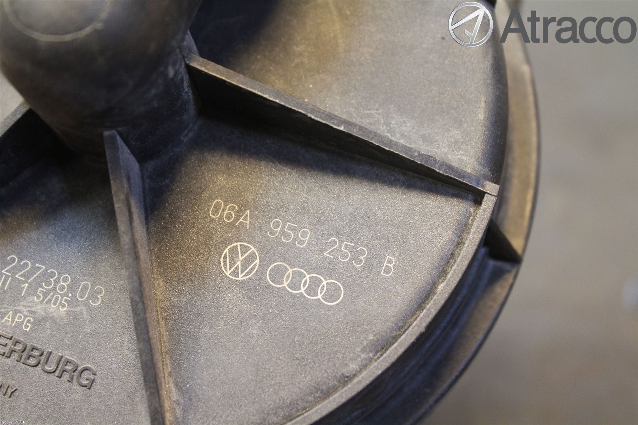 Volkswagen VW GOLF V 04-09 Luftpump-Avgasrening