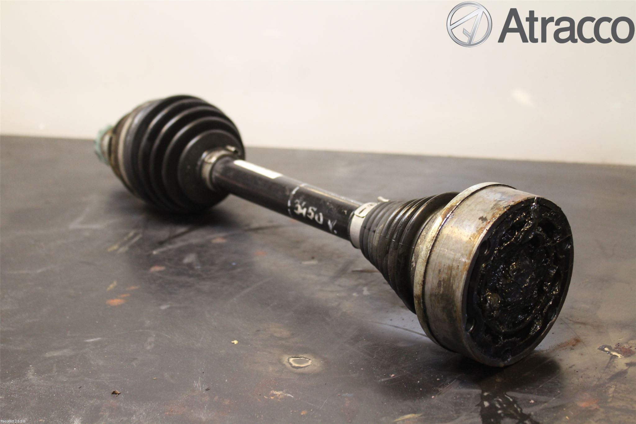 Volkswagen VW POLO 10-17 Drivaxel Fram Vänster