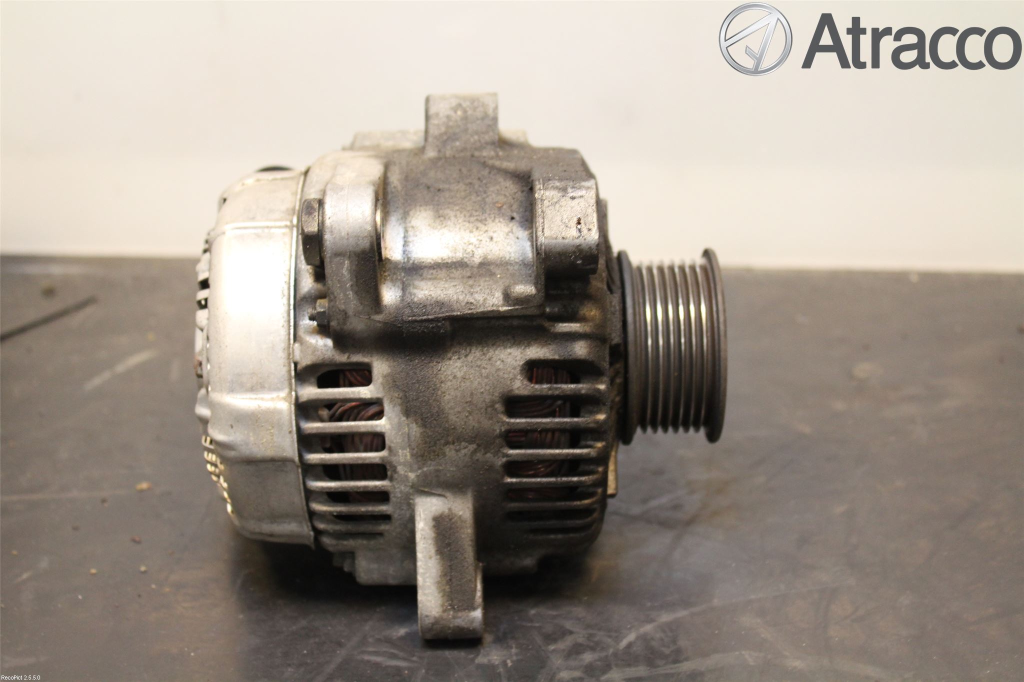 Toyota AVENSIS 98-02 Generator