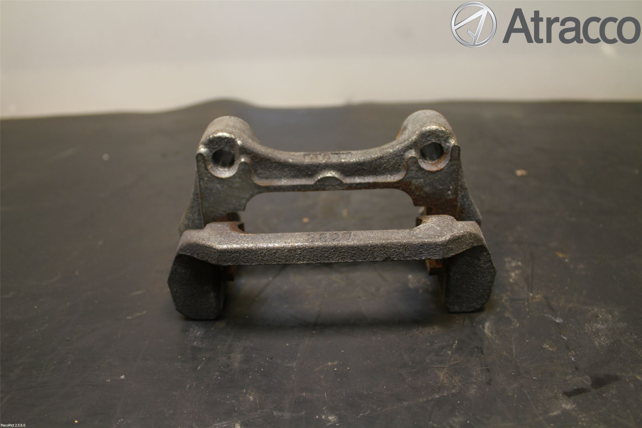 Mazda 6 13- Bromsokshållare