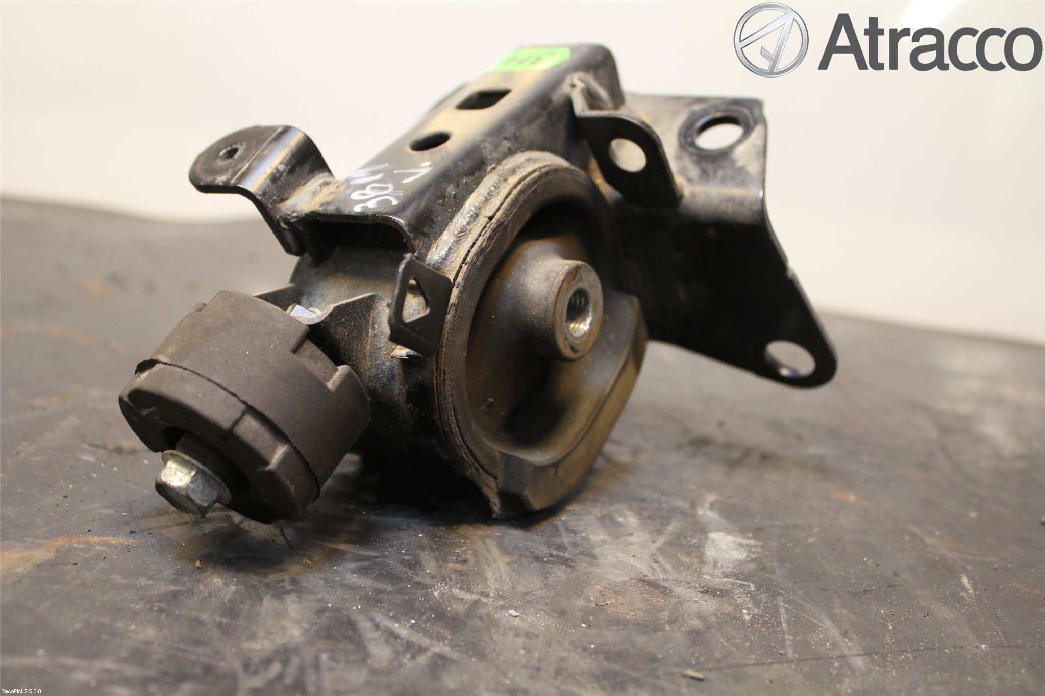 Toyota COROLLA 02-07 Motorfäste