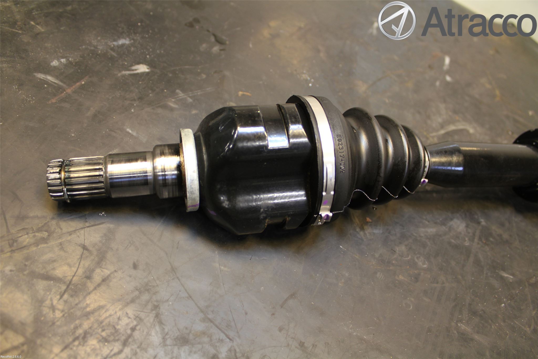 Toyota AURIS 10-12 Drivaxel Fram Höger