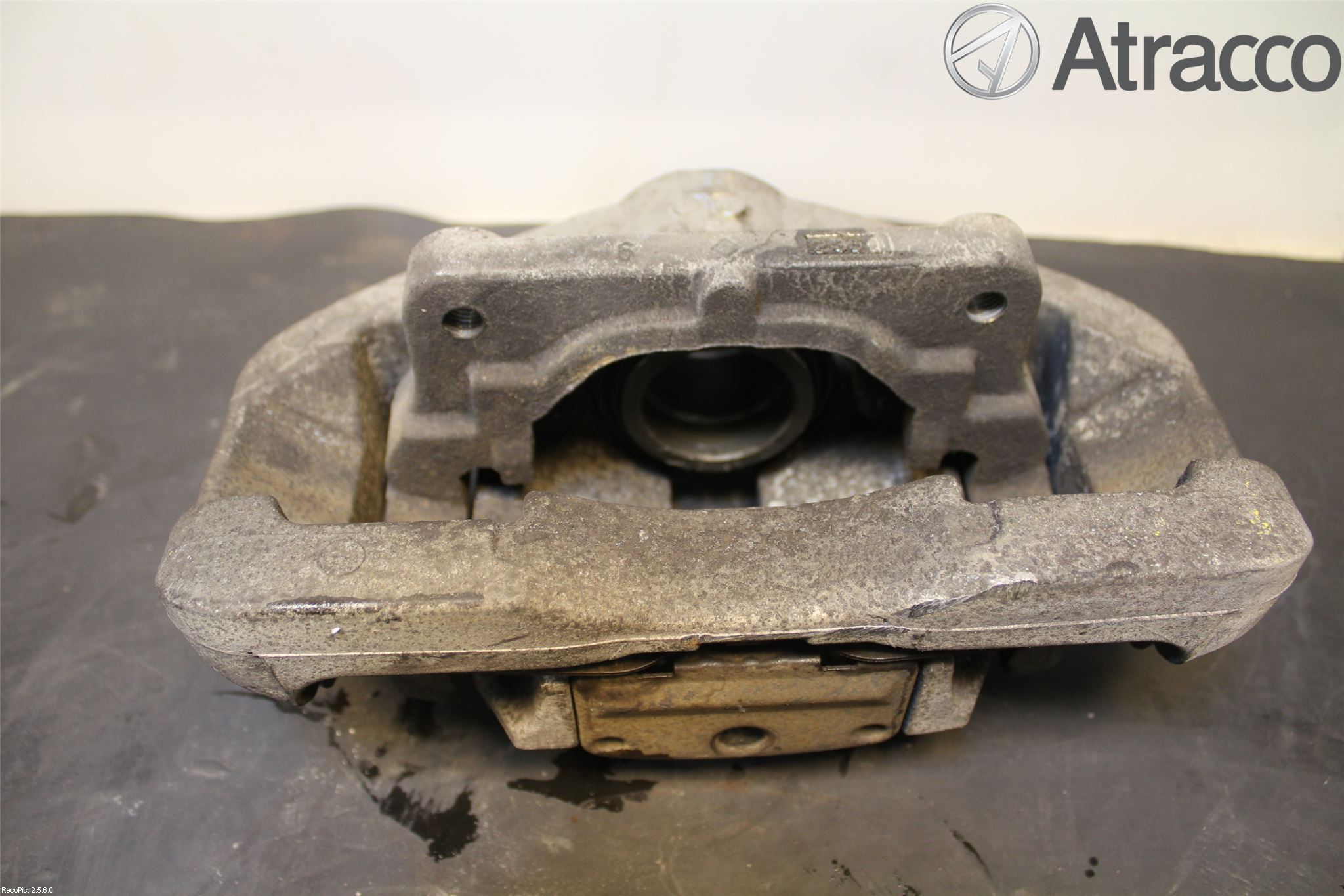 BMW 5 F10/F11/F18 09-17 Bromsok Fram Vänster