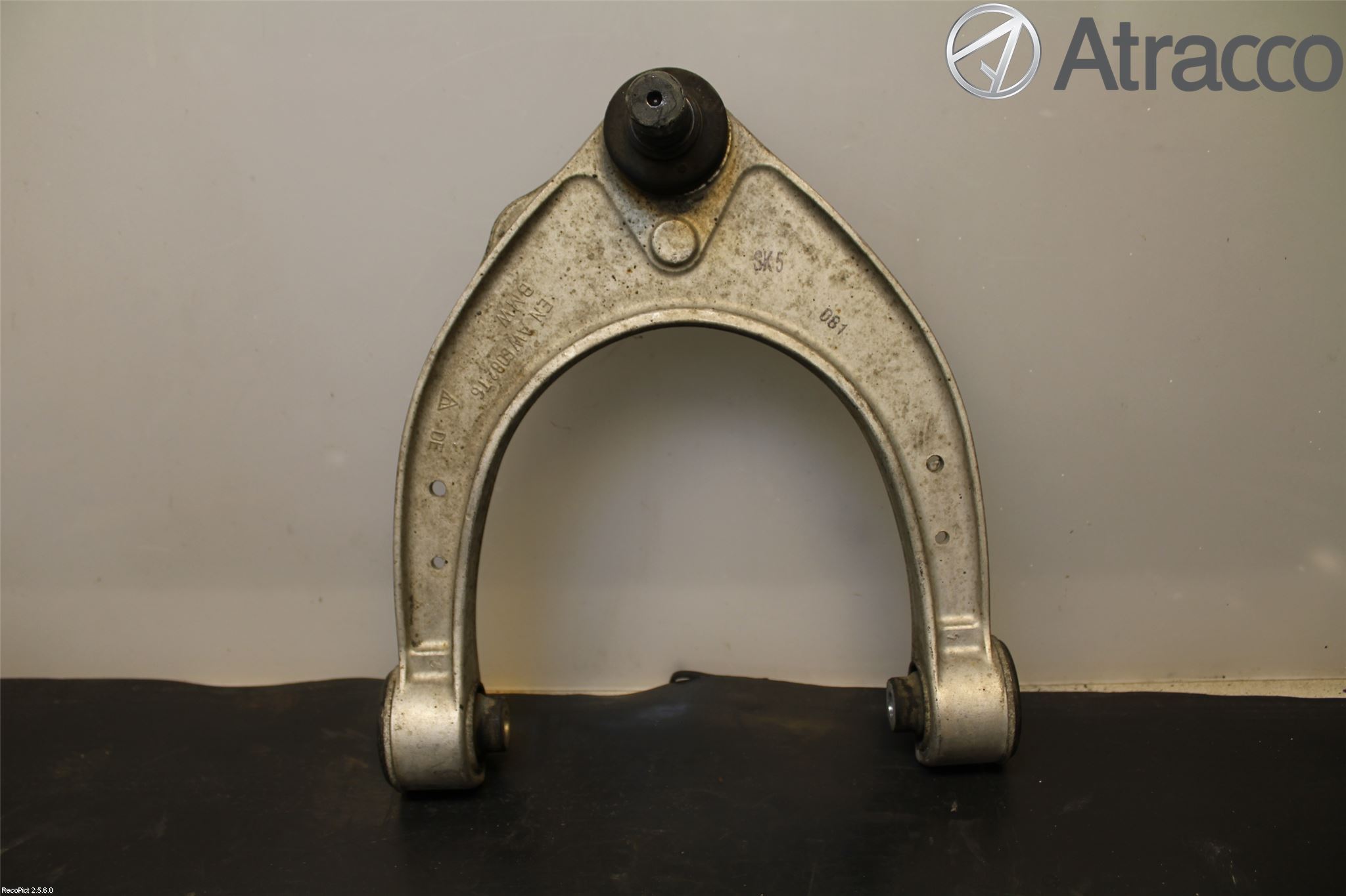 BMW 5 F10/F11/F18 09-17 Bärarm Fram Övre Hö