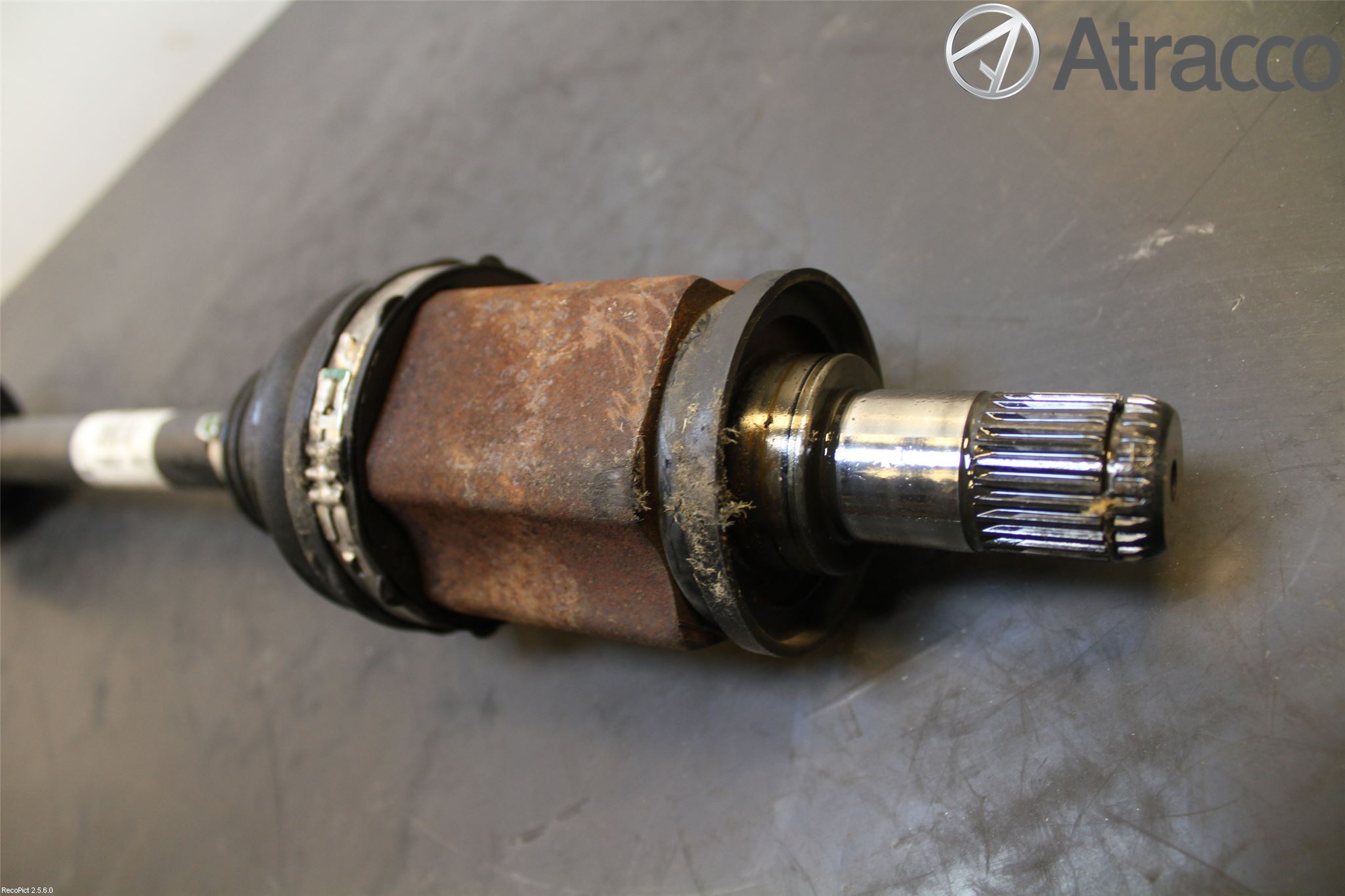 BMW X3 F25 10-17 Drivaxel Fram Vänster