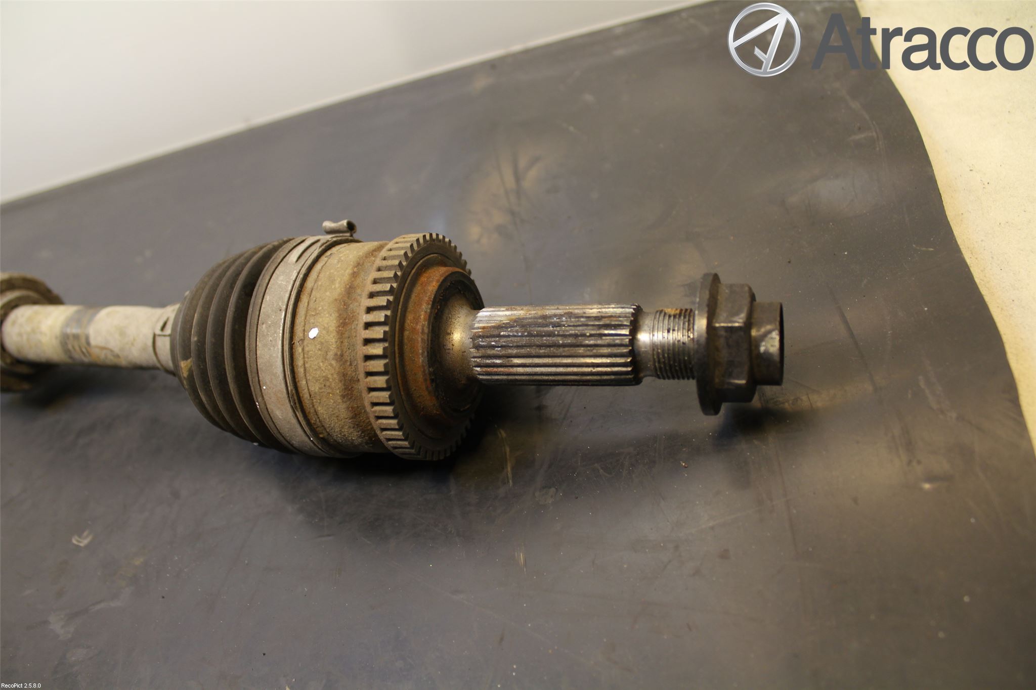 Hyundai i10 BA 14-16 Drivaxel Fram Höger