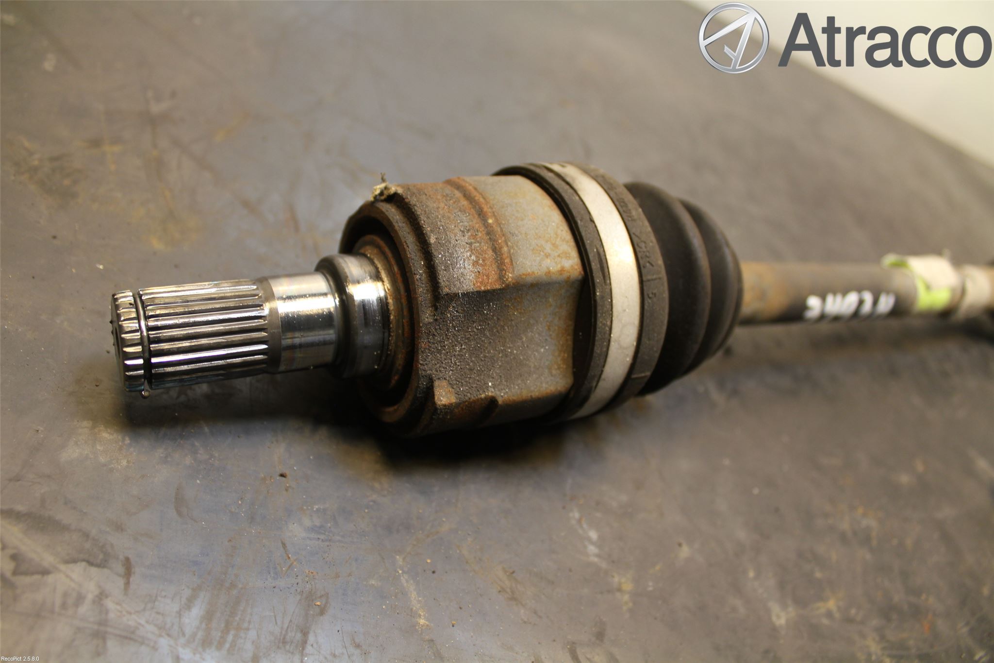 Hyundai i10 BA 14-16 Drivaxel Fram Höger