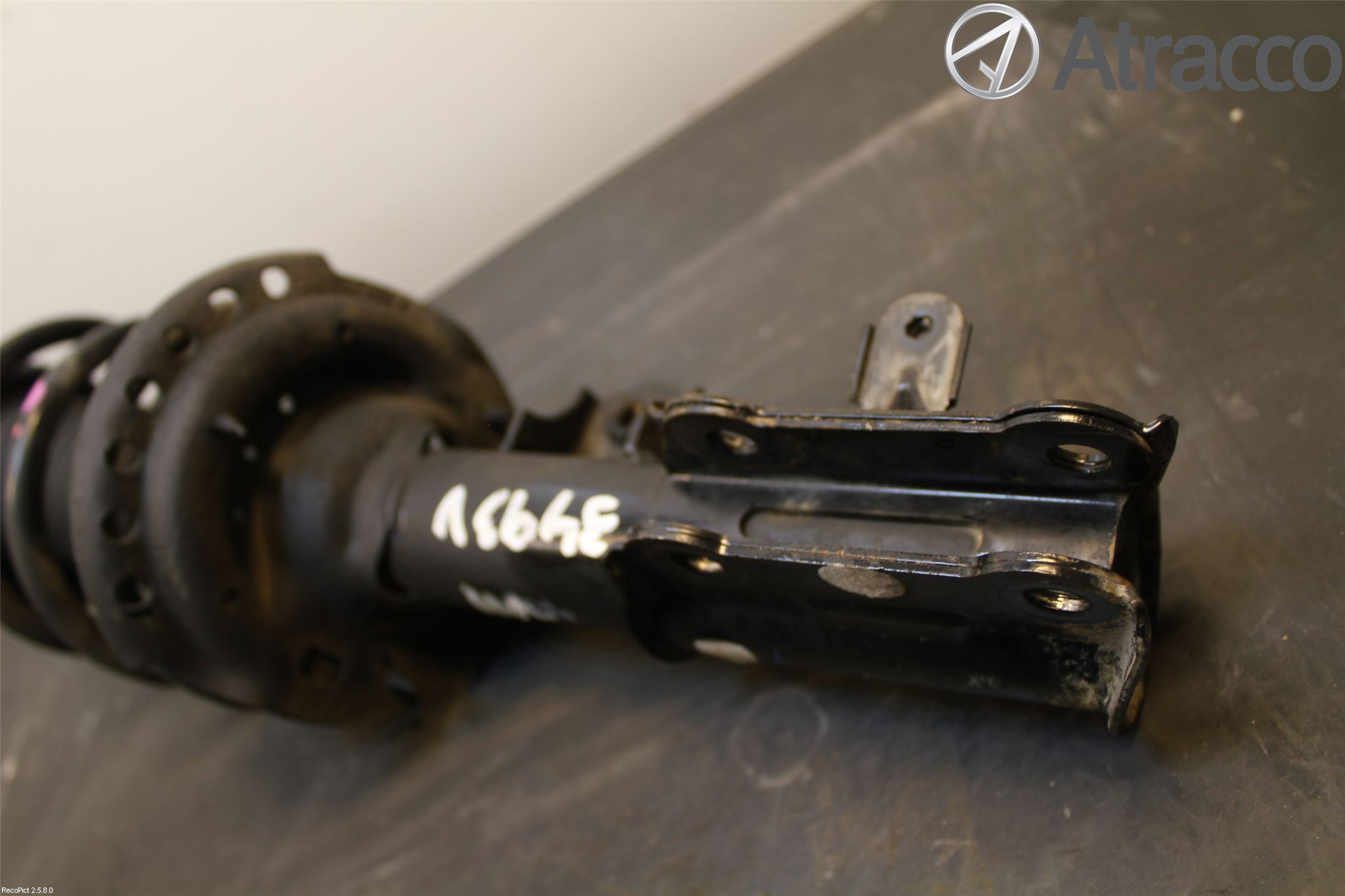 Hyundai i10 BA 14-16 Fjäderben Fram Vänster