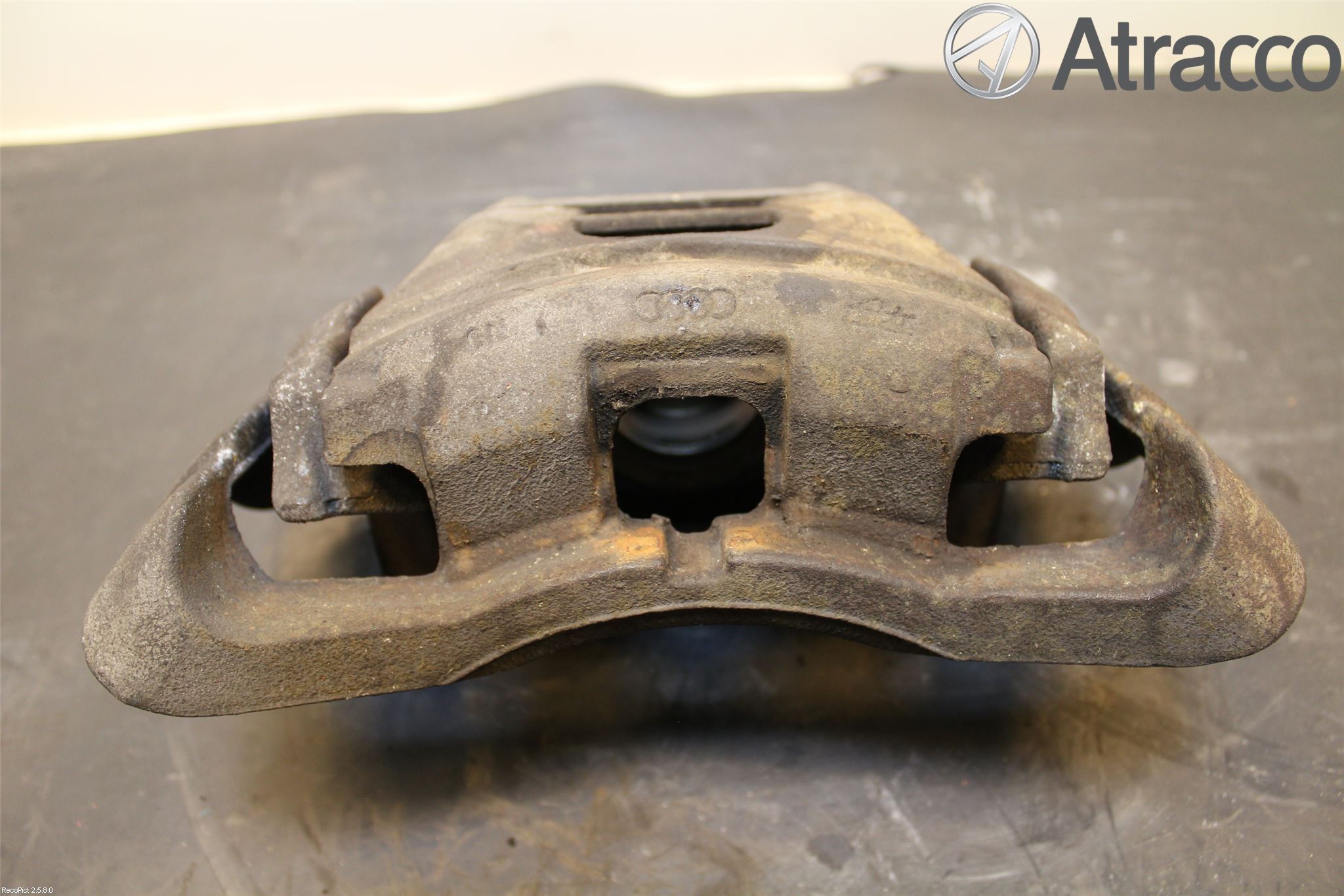 Audi A4/S4 05-07 Bromsok Fram Vänster