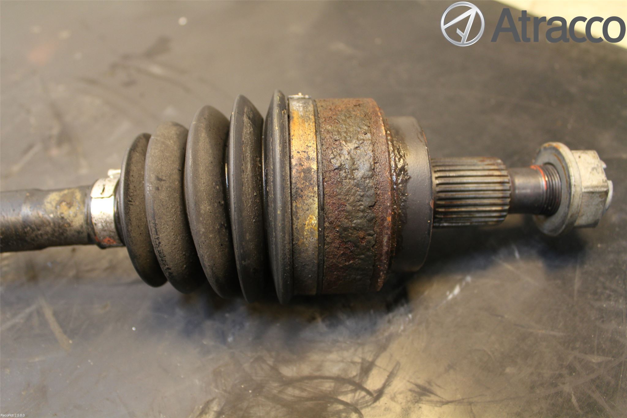 Mercedes-Benz MB R-KLASS (W251) 05-13 Drivaxel Bak Vänster