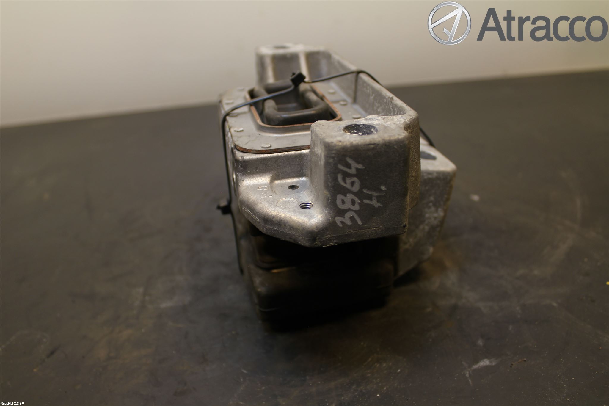 Mitsubishi OUTLANDER 13-21 Motorfäste