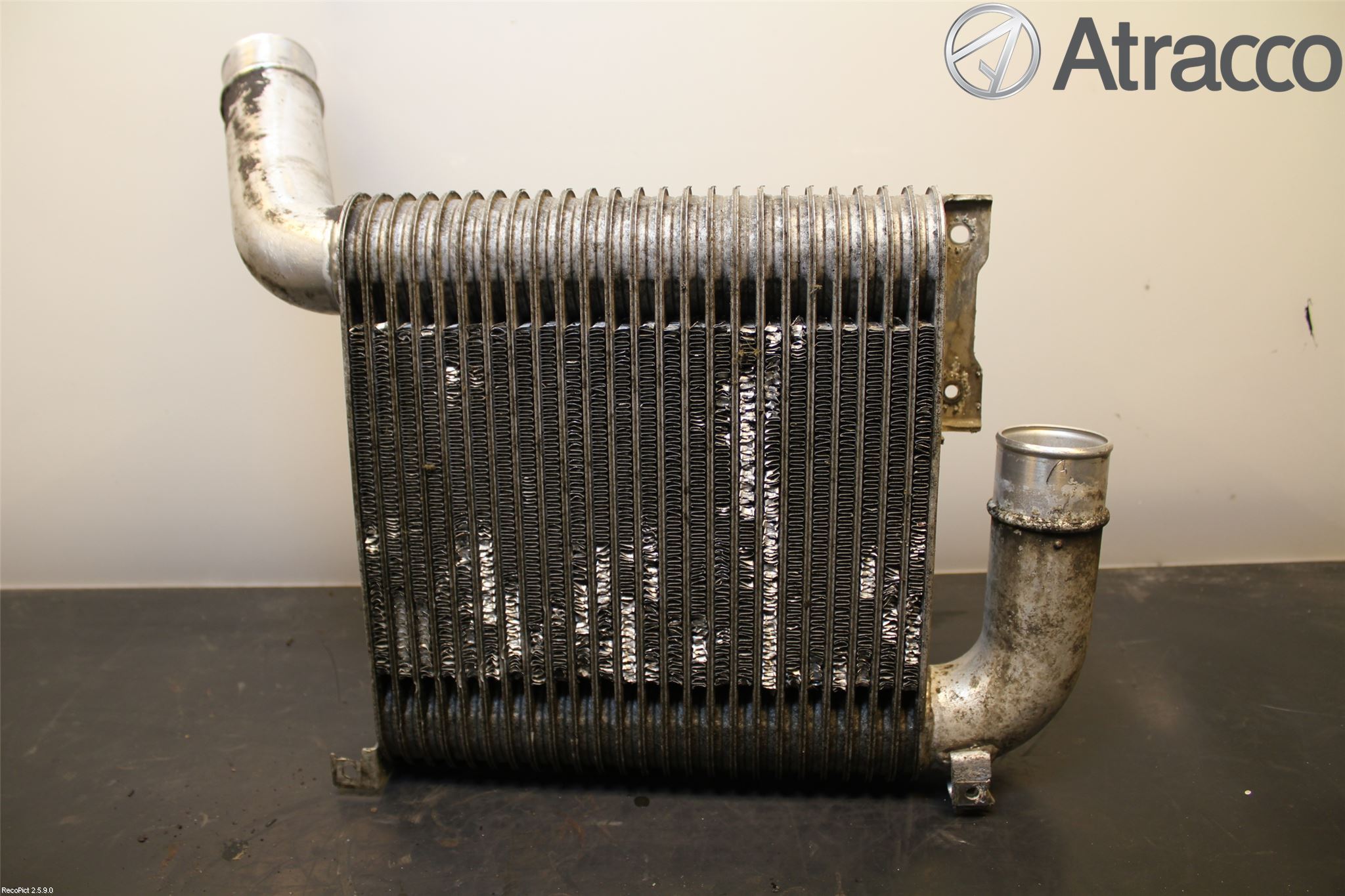 Toyota DYNA 150 Laddluft-Intercooler Kyl