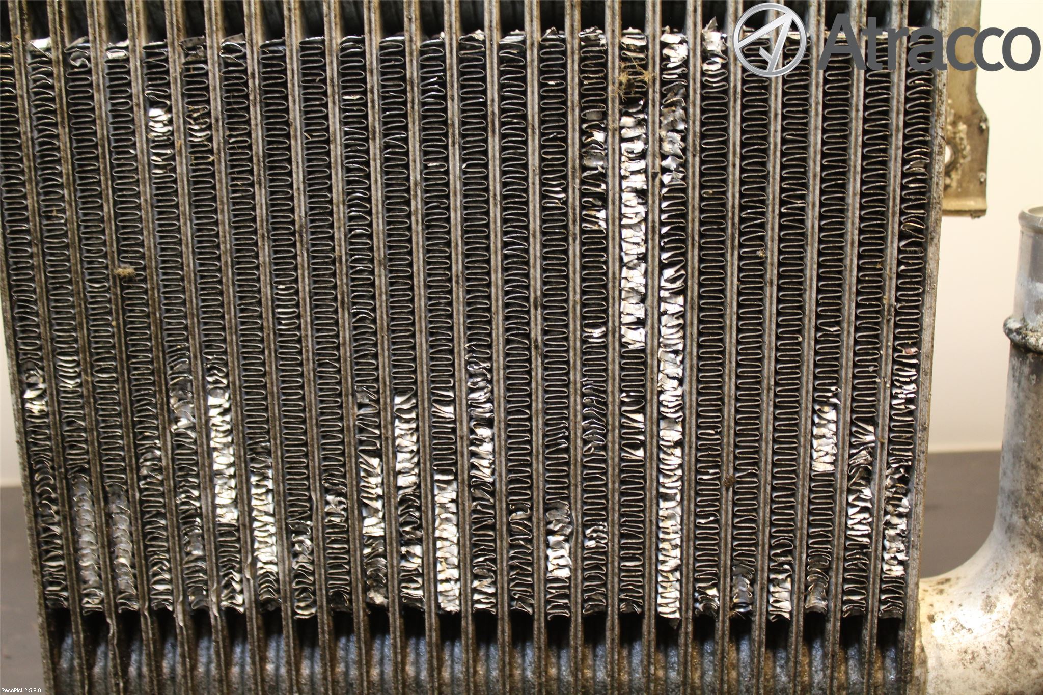 Toyota DYNA 150 Laddluft-Intercooler Kyl
