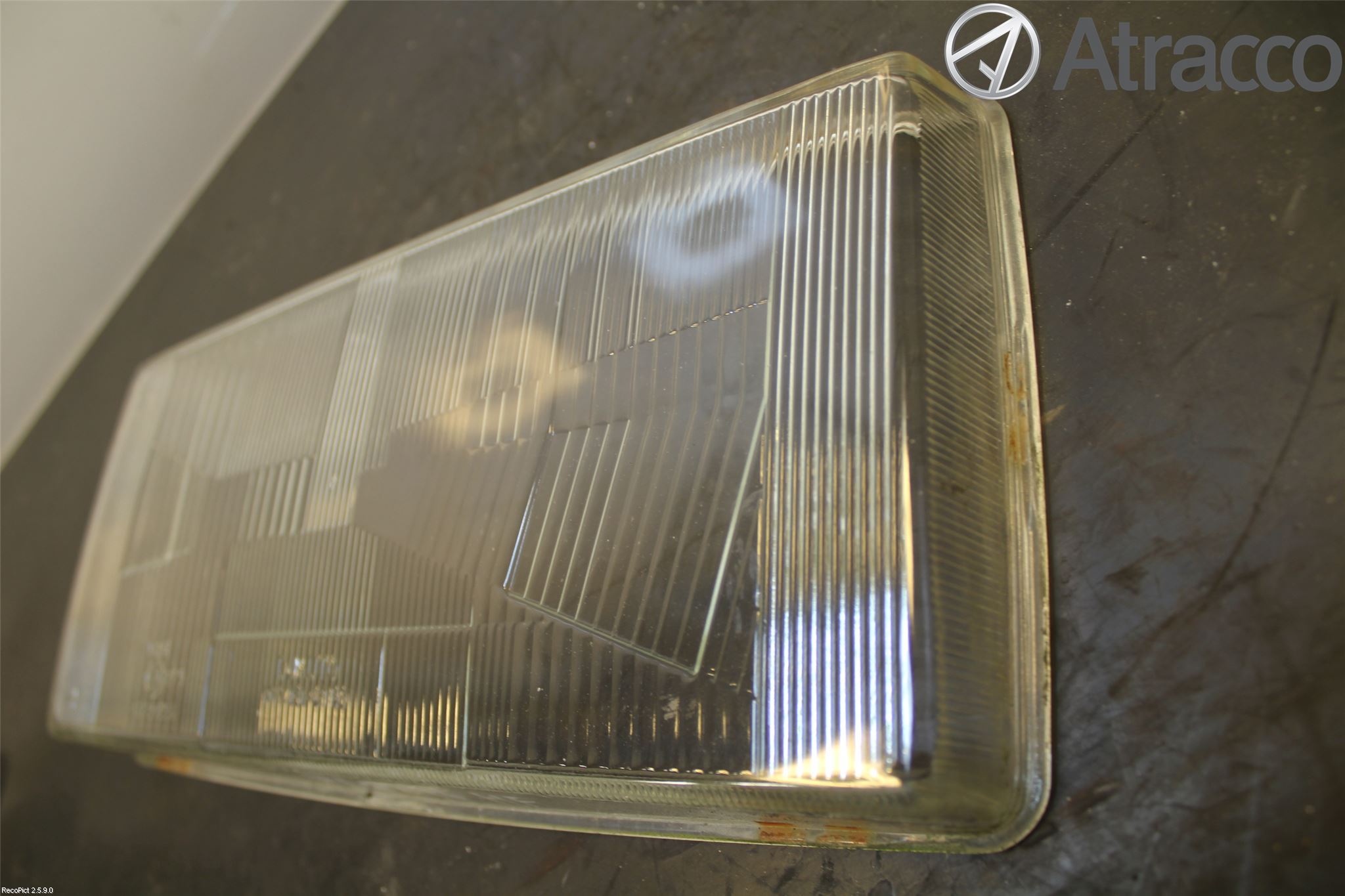 Volvo 740 84-87 Strålkastarglas Hö