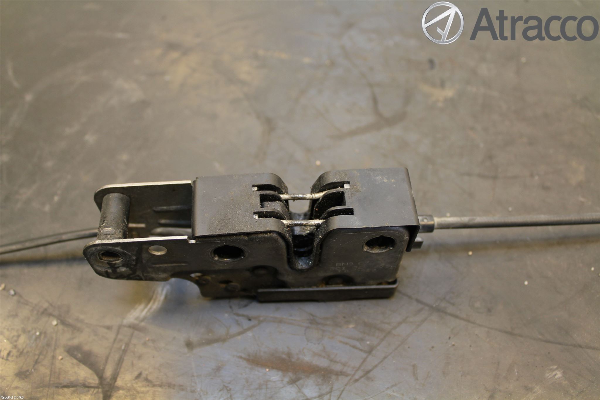 Volkswagen VW PASSAT 05-11 Huvlås