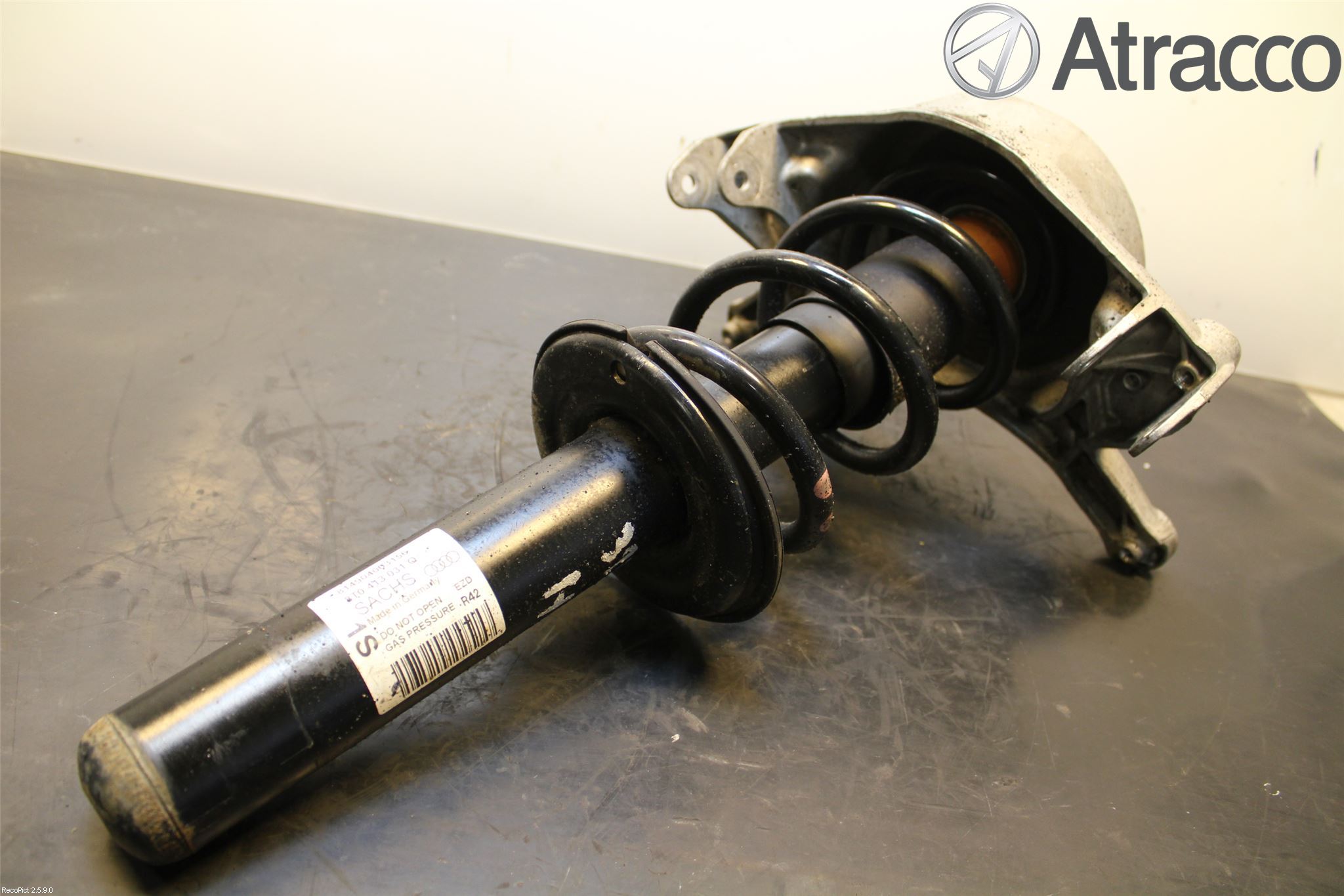 Audi A5 07-16 Fjäderben Fram Höger