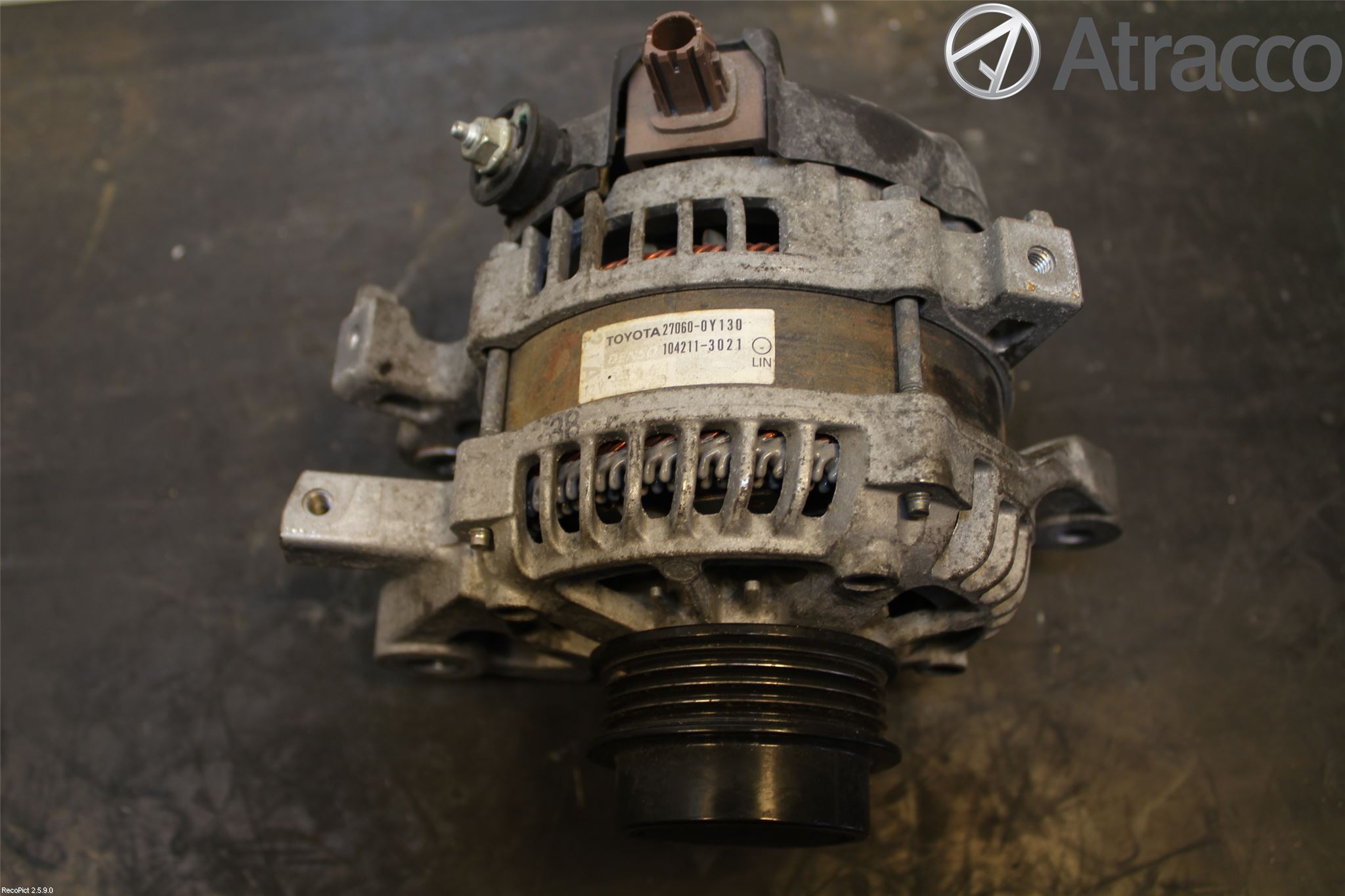 Toyota YARIS XP130 12-14 Generator