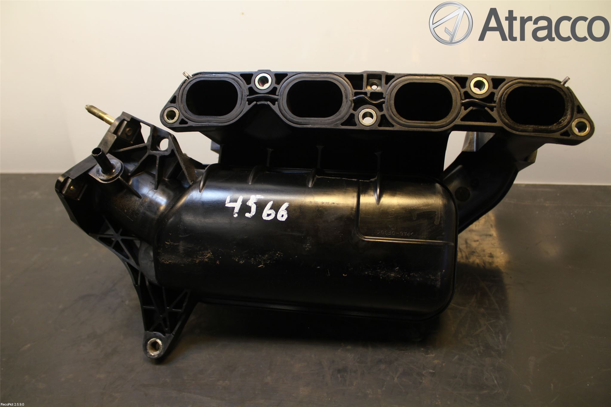 Toyota AVENSIS 98-02 Grenrör Insug