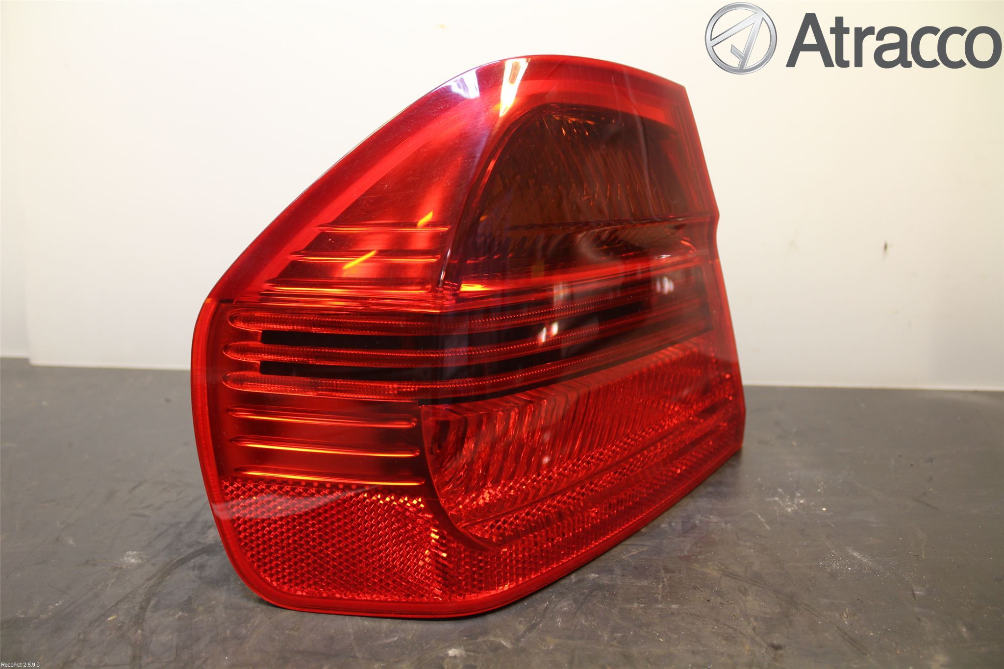 BMW 3 E90/91 SED/TOU 05-12 Bakljus Vänster