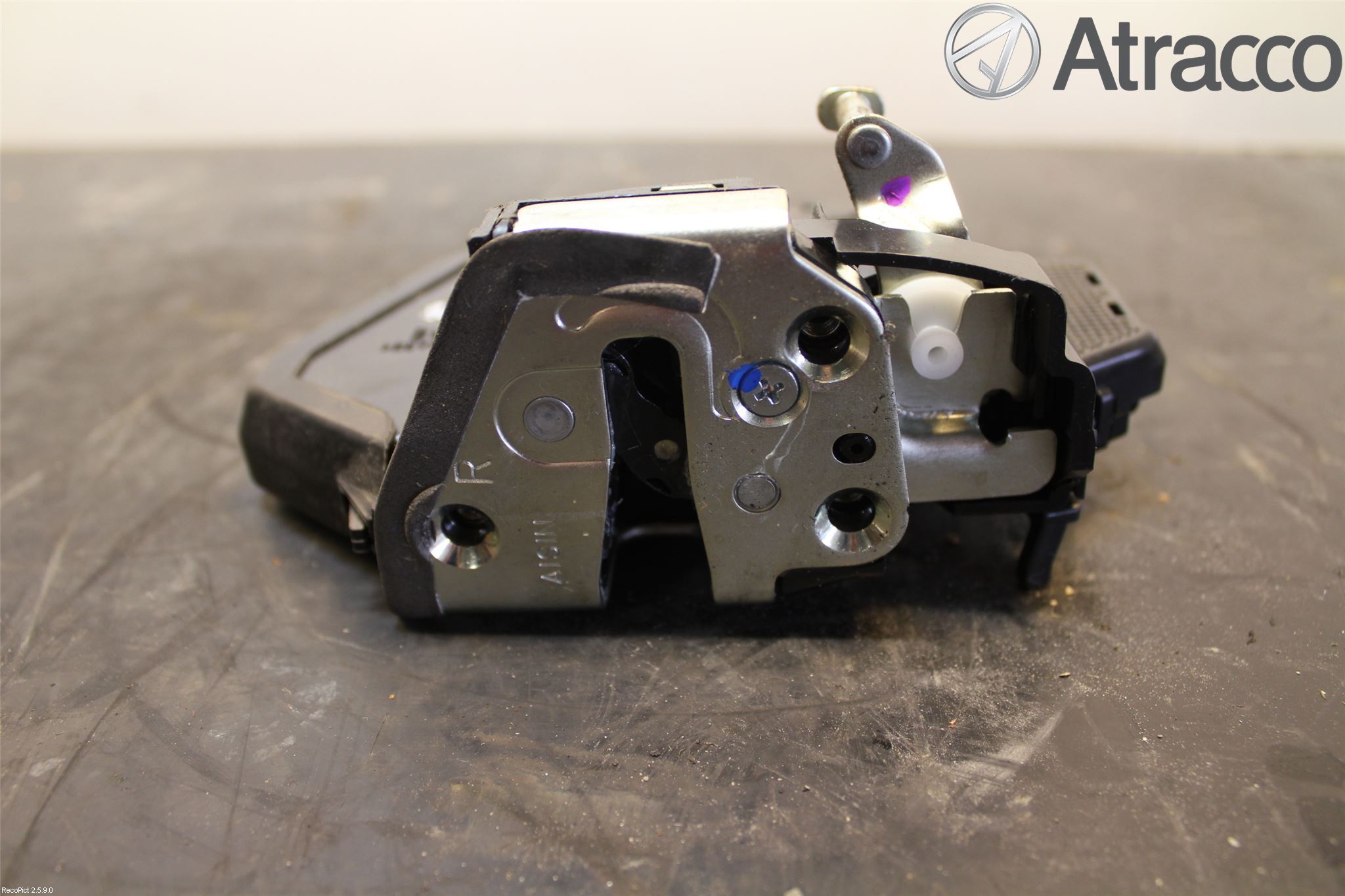 Toyota HILUX 05-16 Låskista-Dörrlås