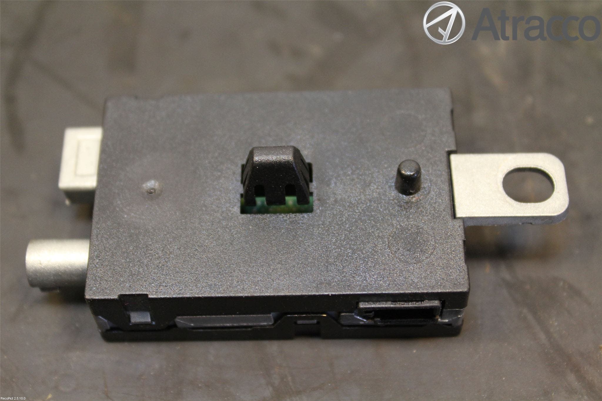 Volvo V60 11-13 Antennförstärkare