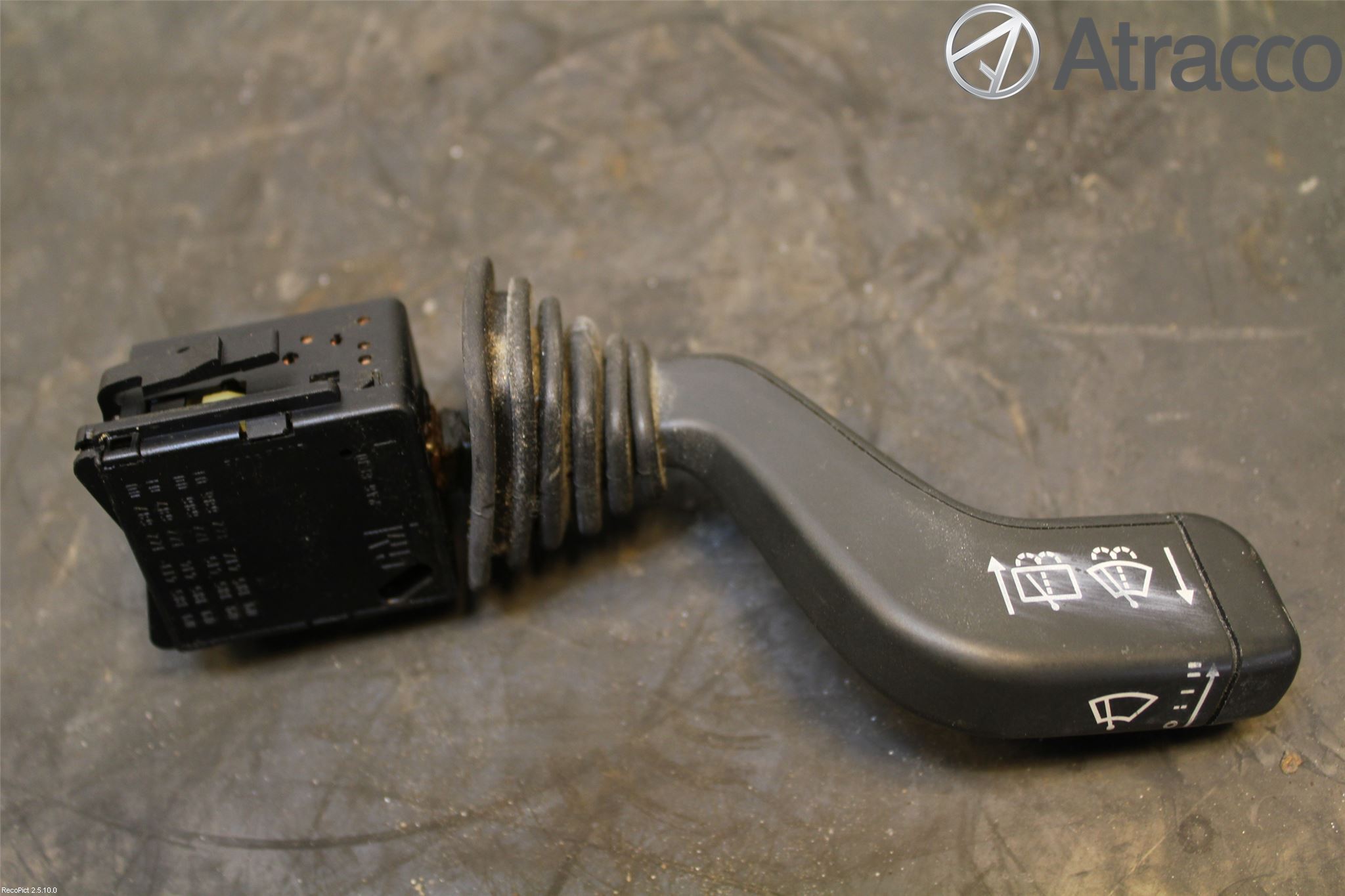 Opel CORSA C    00-06 Spak Torkar-Spolomk