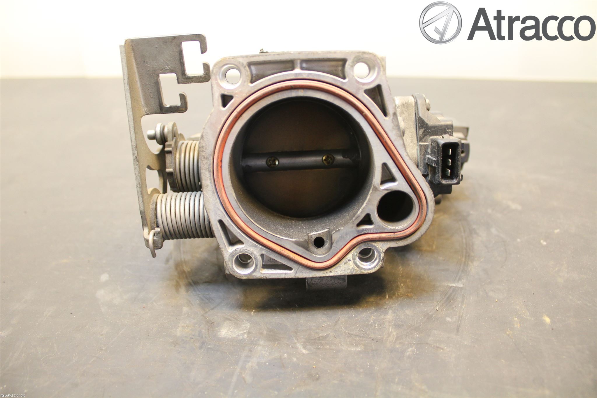 BMW 3 E46      98-05 Injspjällhus