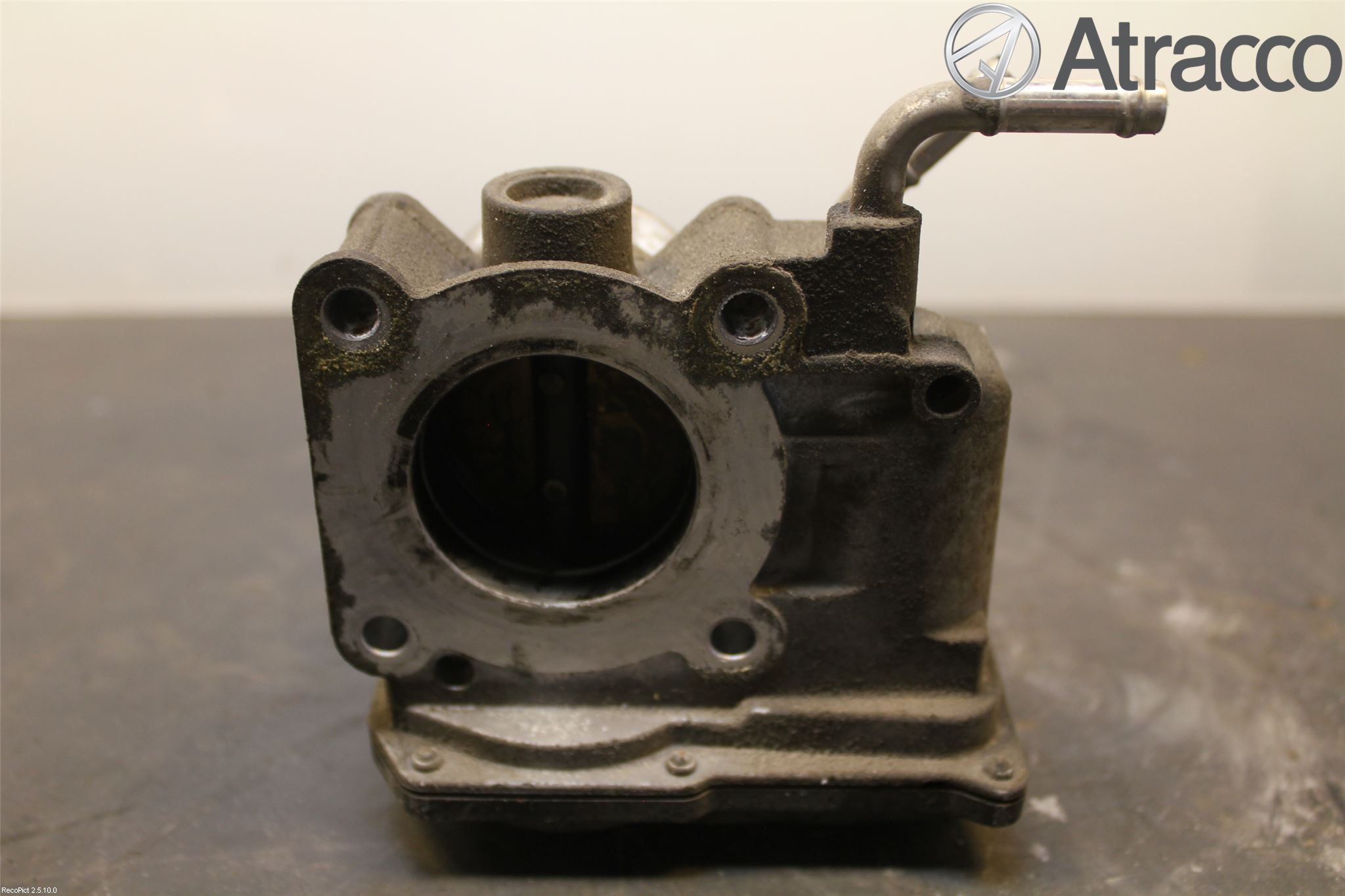 Toyota COROLLA 02-07 Injspjällhus