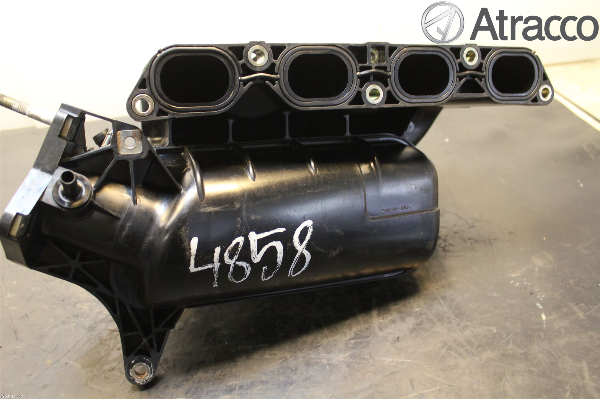 Toyota AVENSIS 98-02 Grenrör Insug