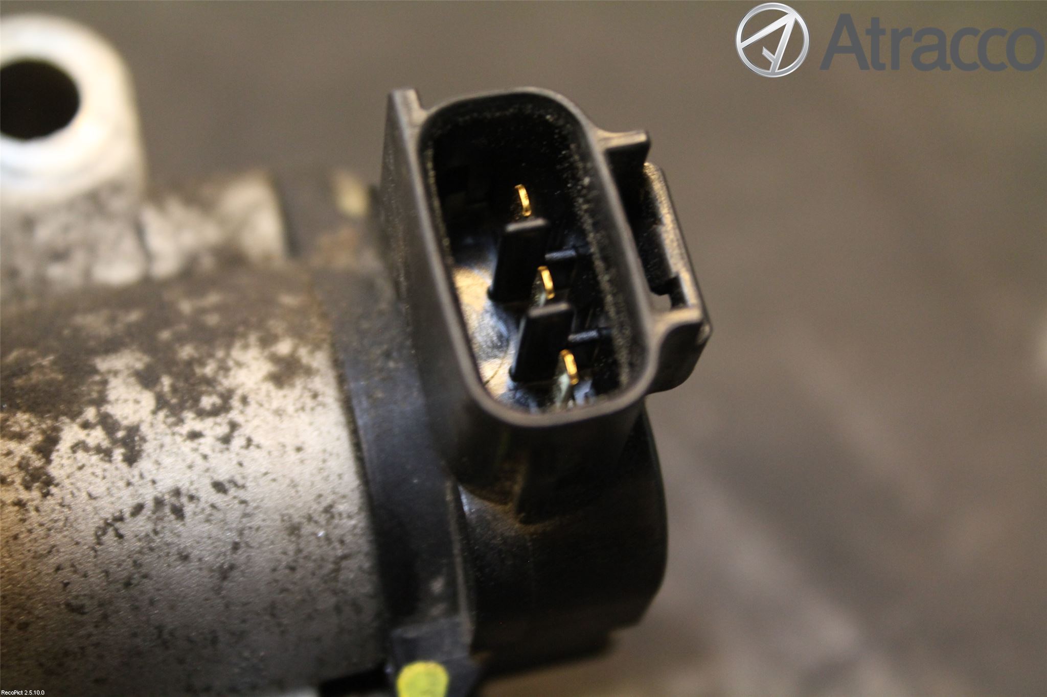 Toyota AVENSIS 98-02 Injspjällhus