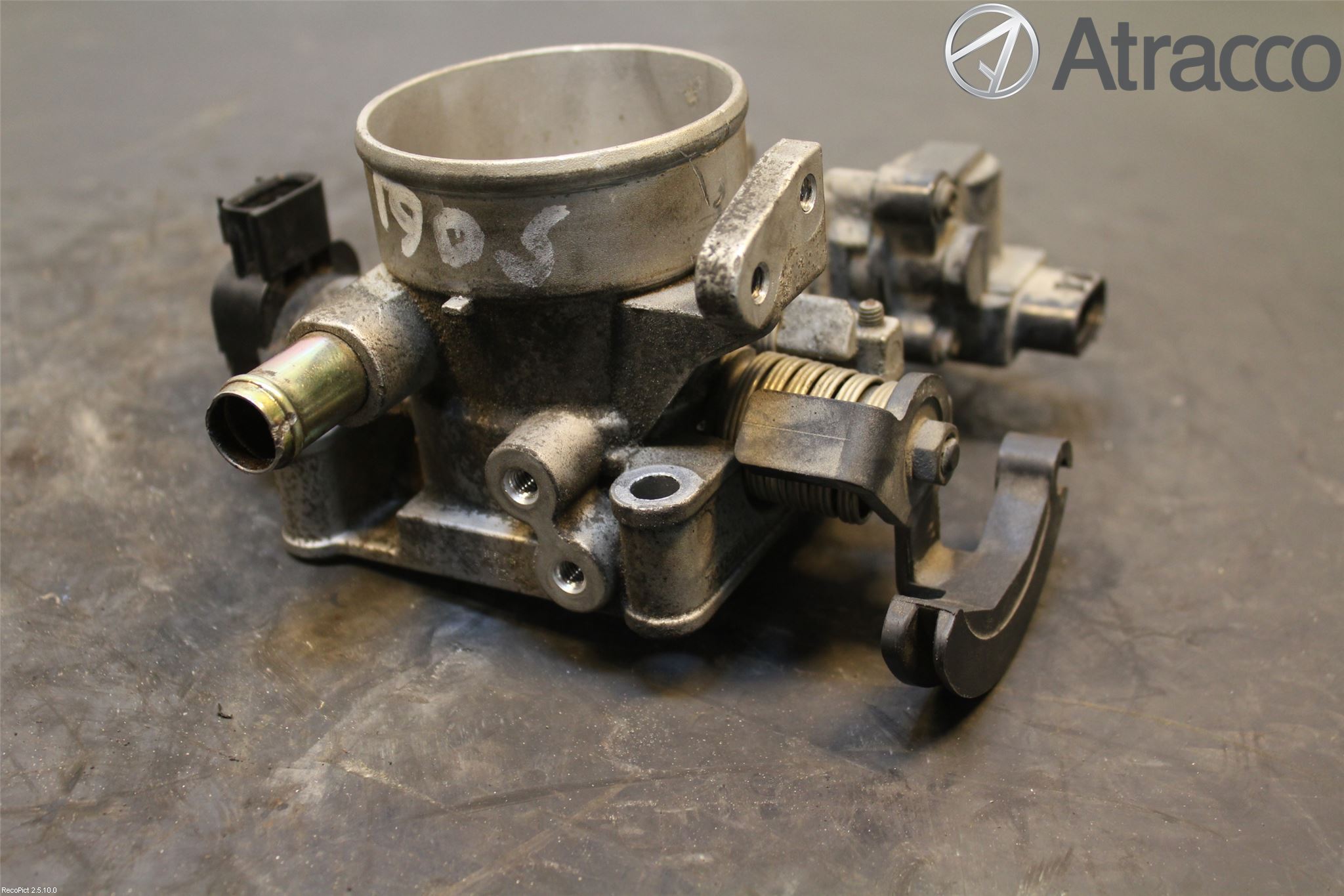 Toyota AVENSIS 98-02 Injspjällhus