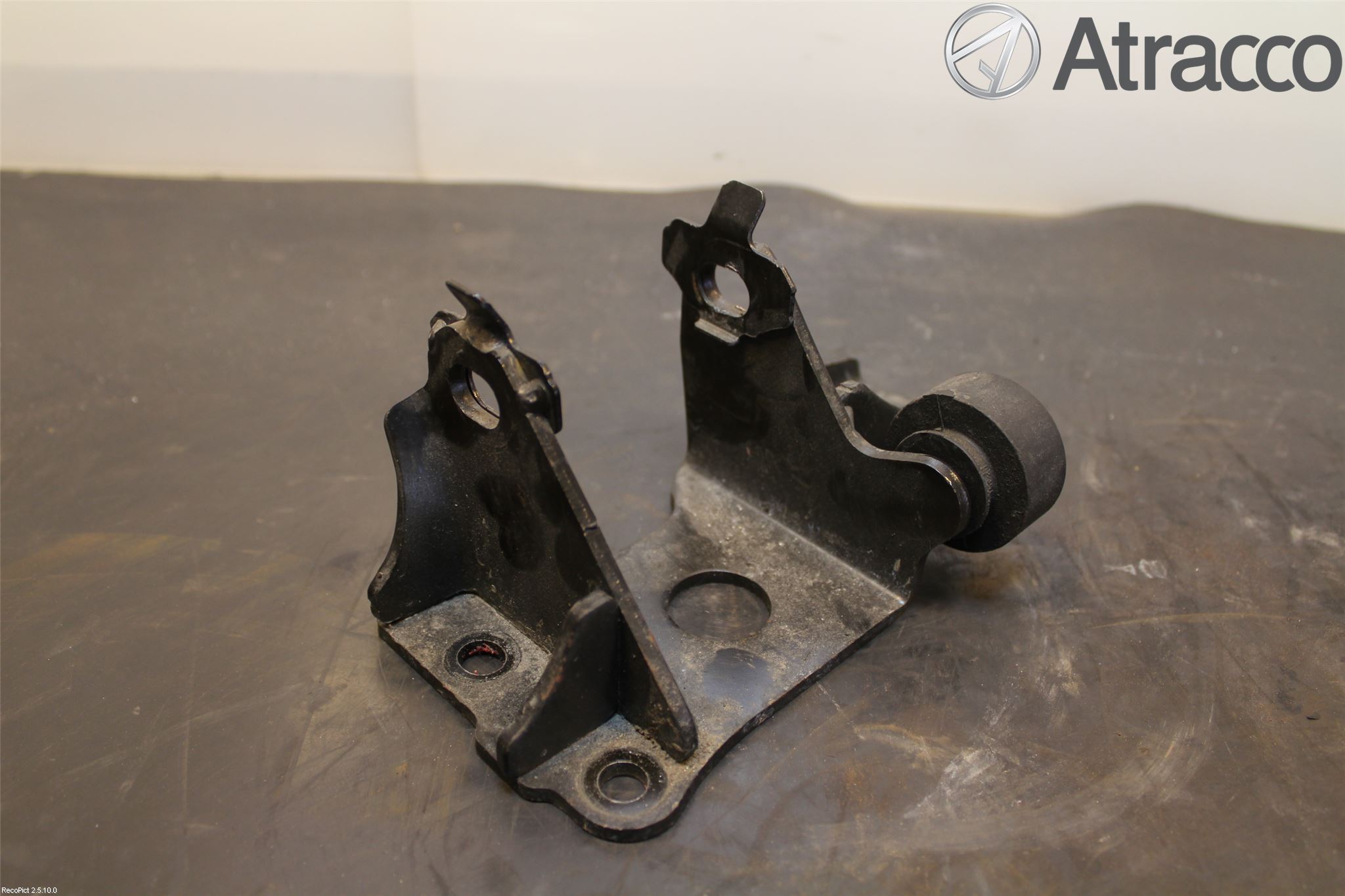 Toyota AURIS 13-19 Växellådsfäste