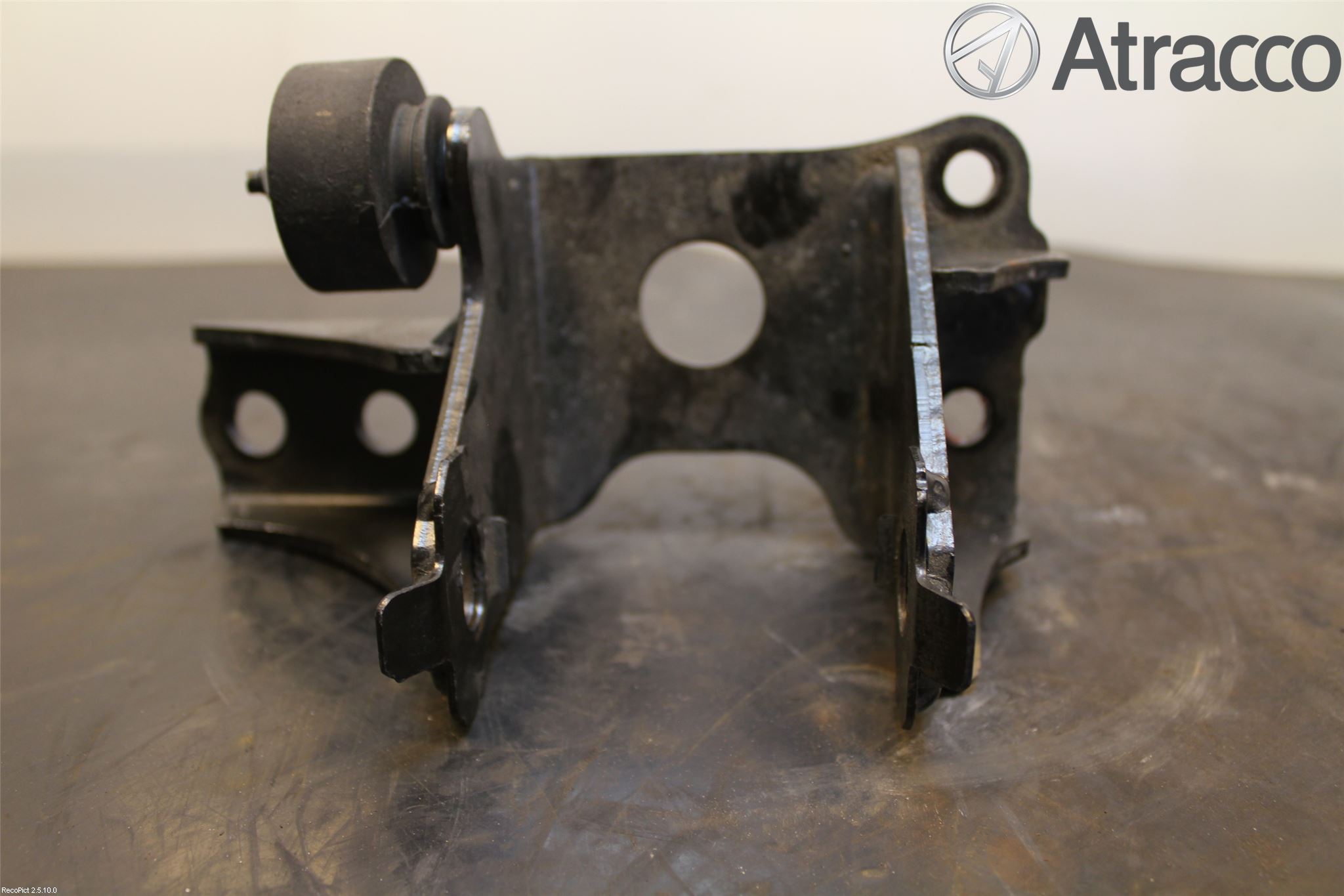 Toyota AURIS 13-19 Växellådsfäste