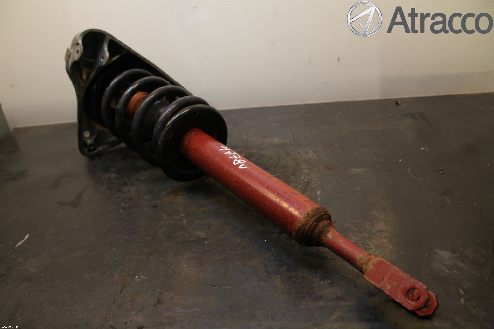 Audi A6/S6     05-11 Fjäderben Fram Vänster