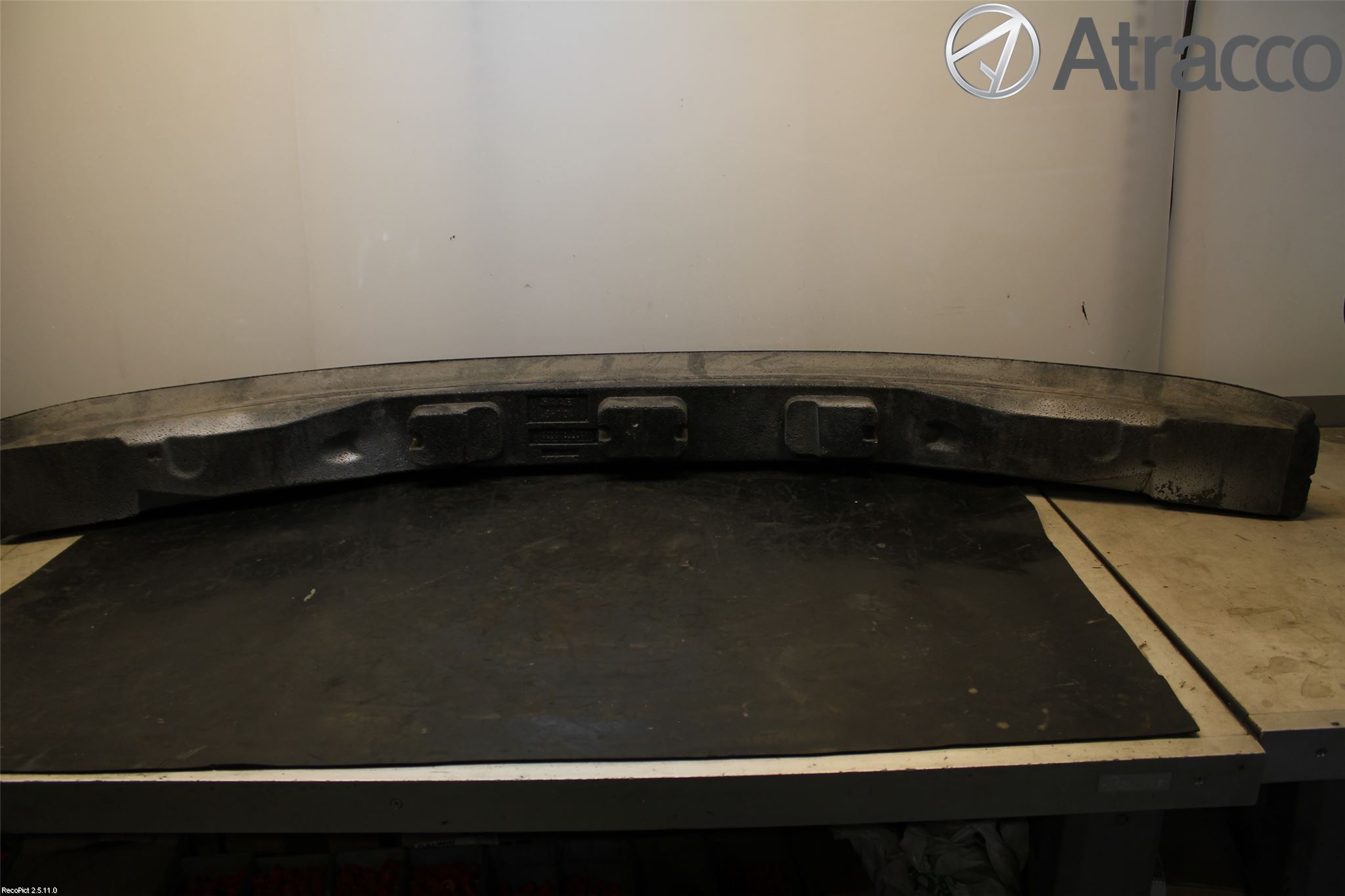 Saab 9-5 -05 Stötfångar Deformelement Fram