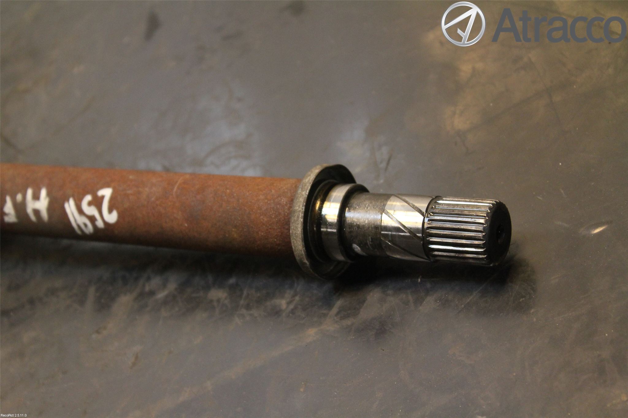Renault MEGANE III 09-15 Drivaxel Fram Höger