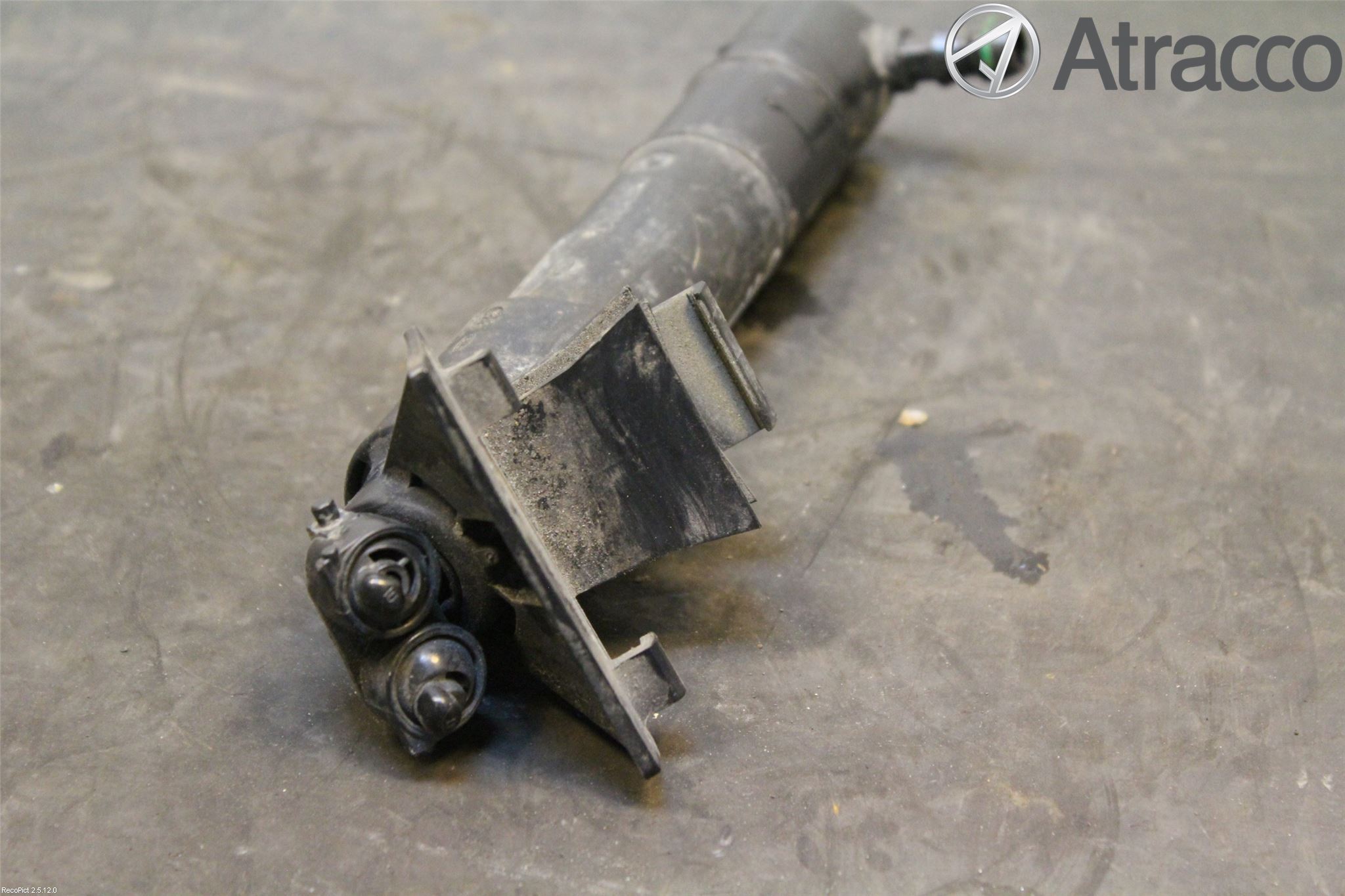 Ford FOCUS     04-07 Spolarmunstycke Strålkastare