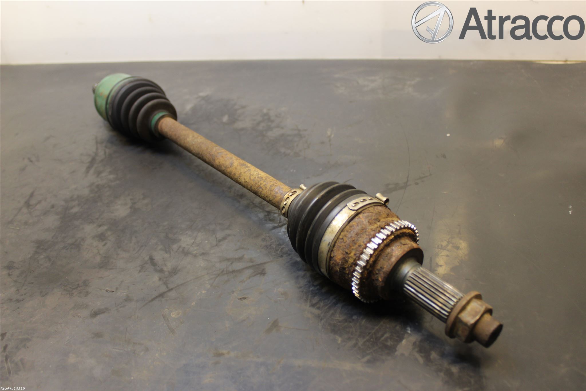 Suzuki SWIFT 05-10 Drivaxel Fram Höger
