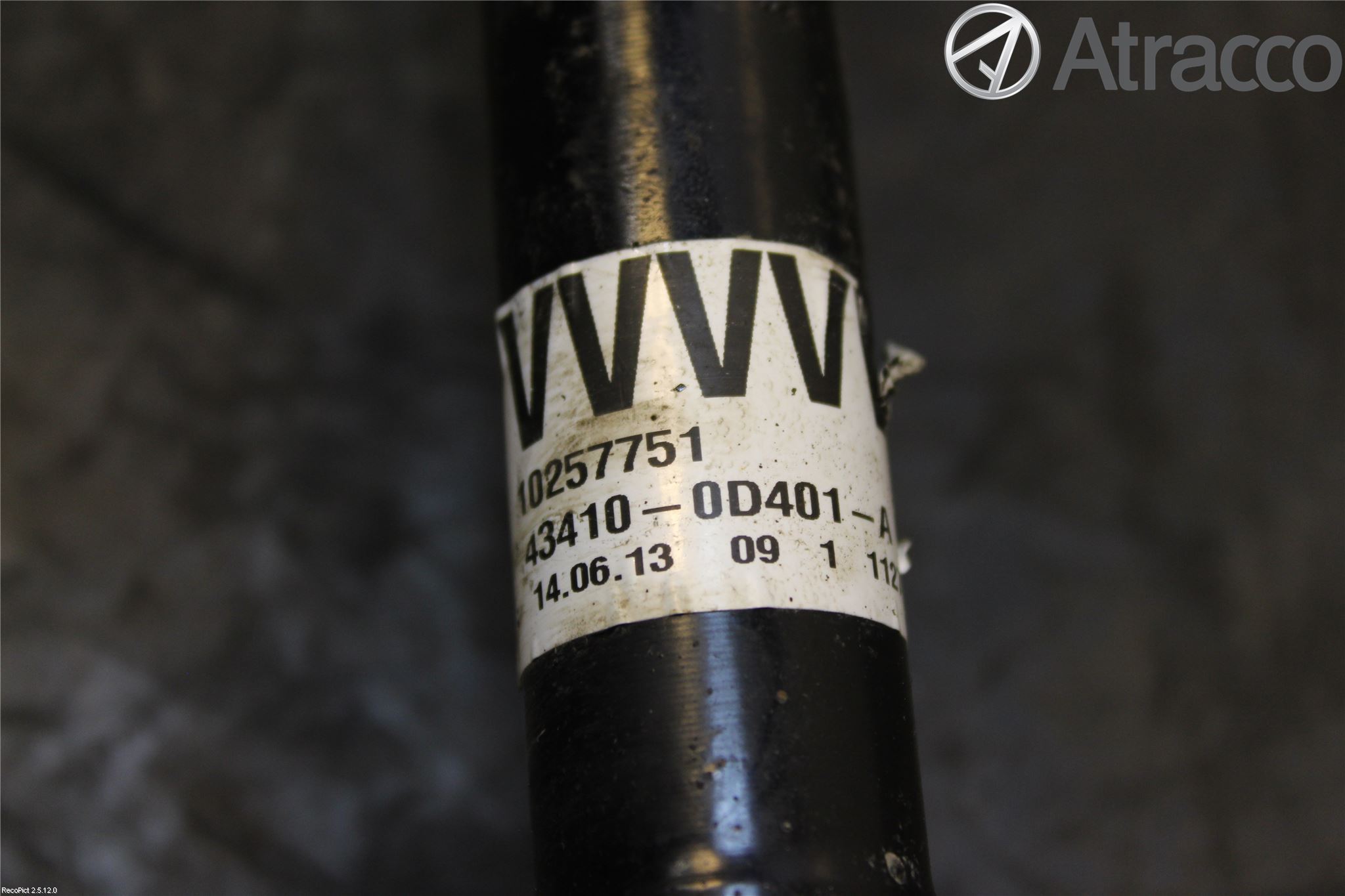 Toyota YARIS XP130 12-14 Drivaxel Fram Höger