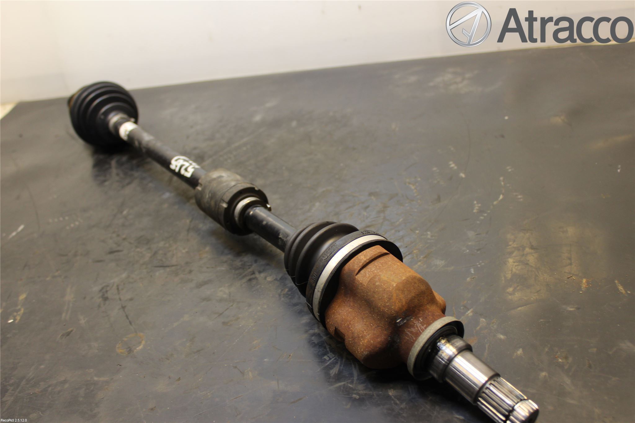 Toyota YARIS XP130 12-14 Drivaxel Fram Höger