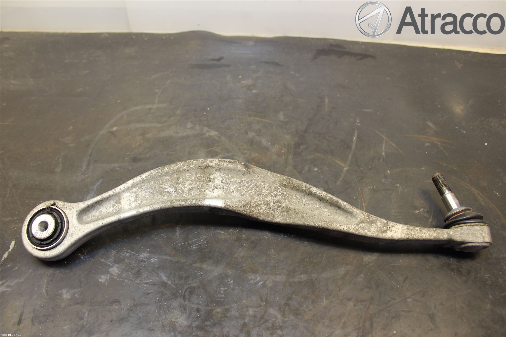 BMW 5 F10/F11/F18 09-17 Bärarm Bak Höger