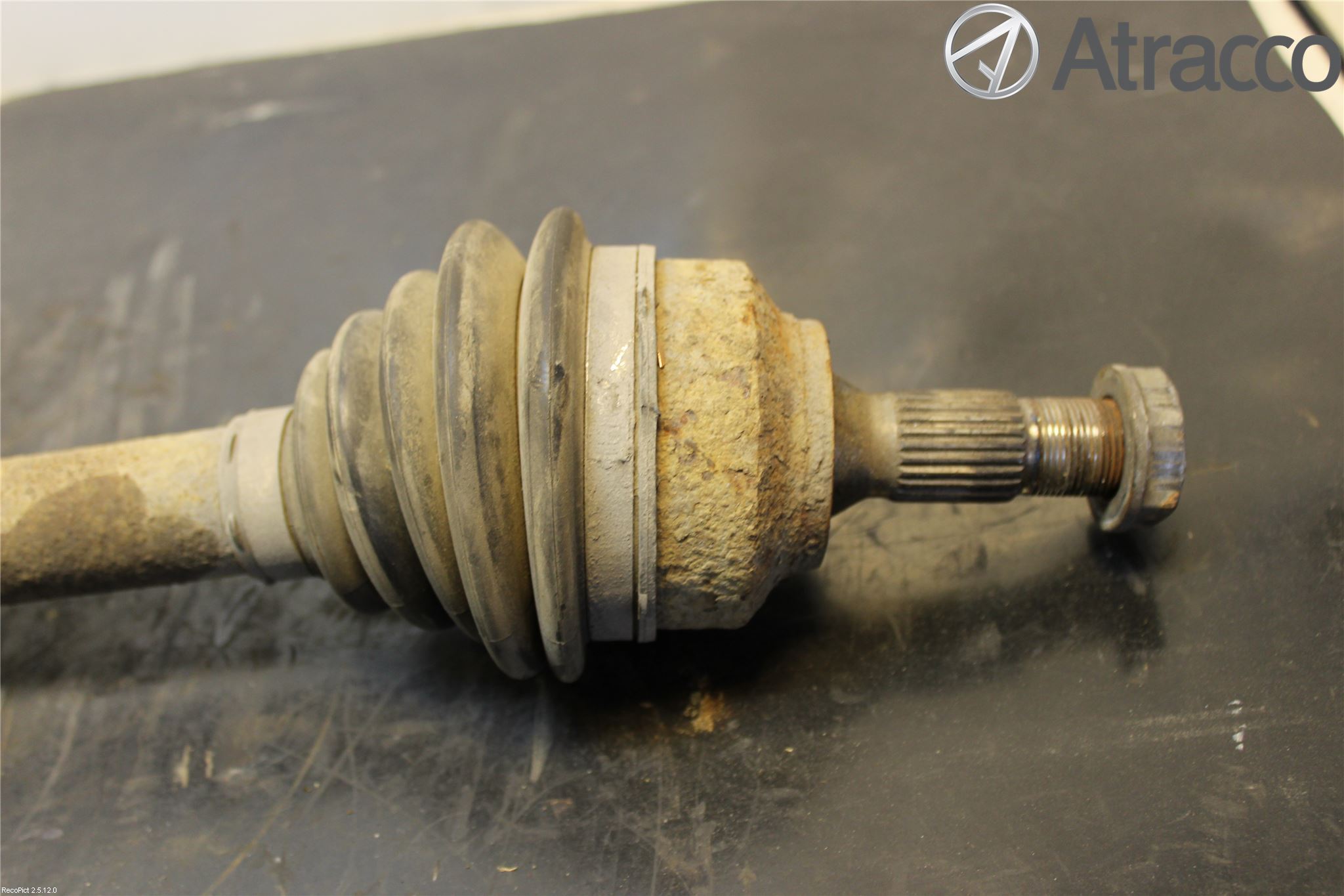 Peugeot 308 08-13 Drivaxel Fram Höger