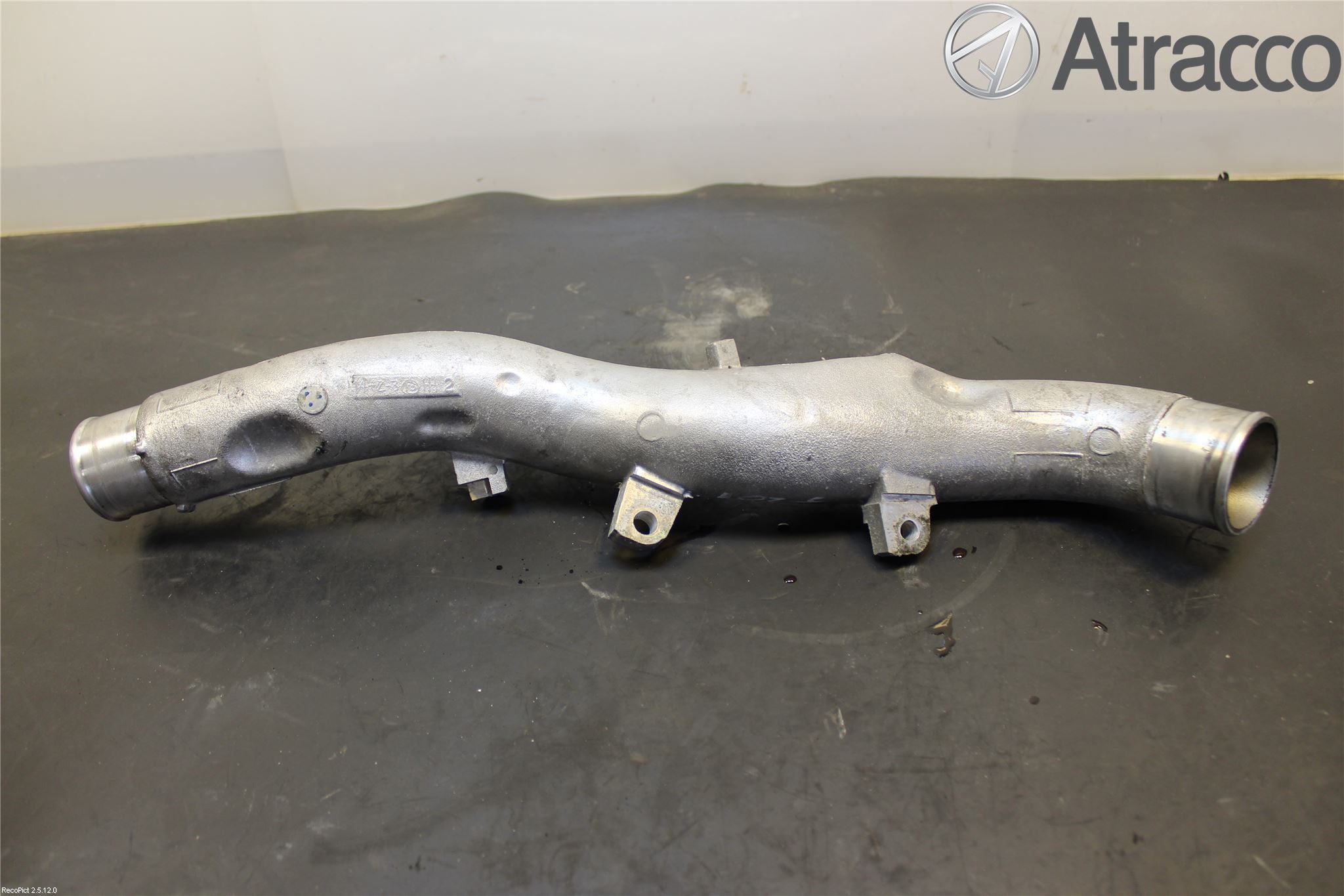 Toyota AVENSIS 09-15 Laddluft-Intercoolerrör