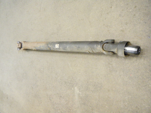 Suzuki GRAND VITARA I 98-05 Mellanaxel Bakre