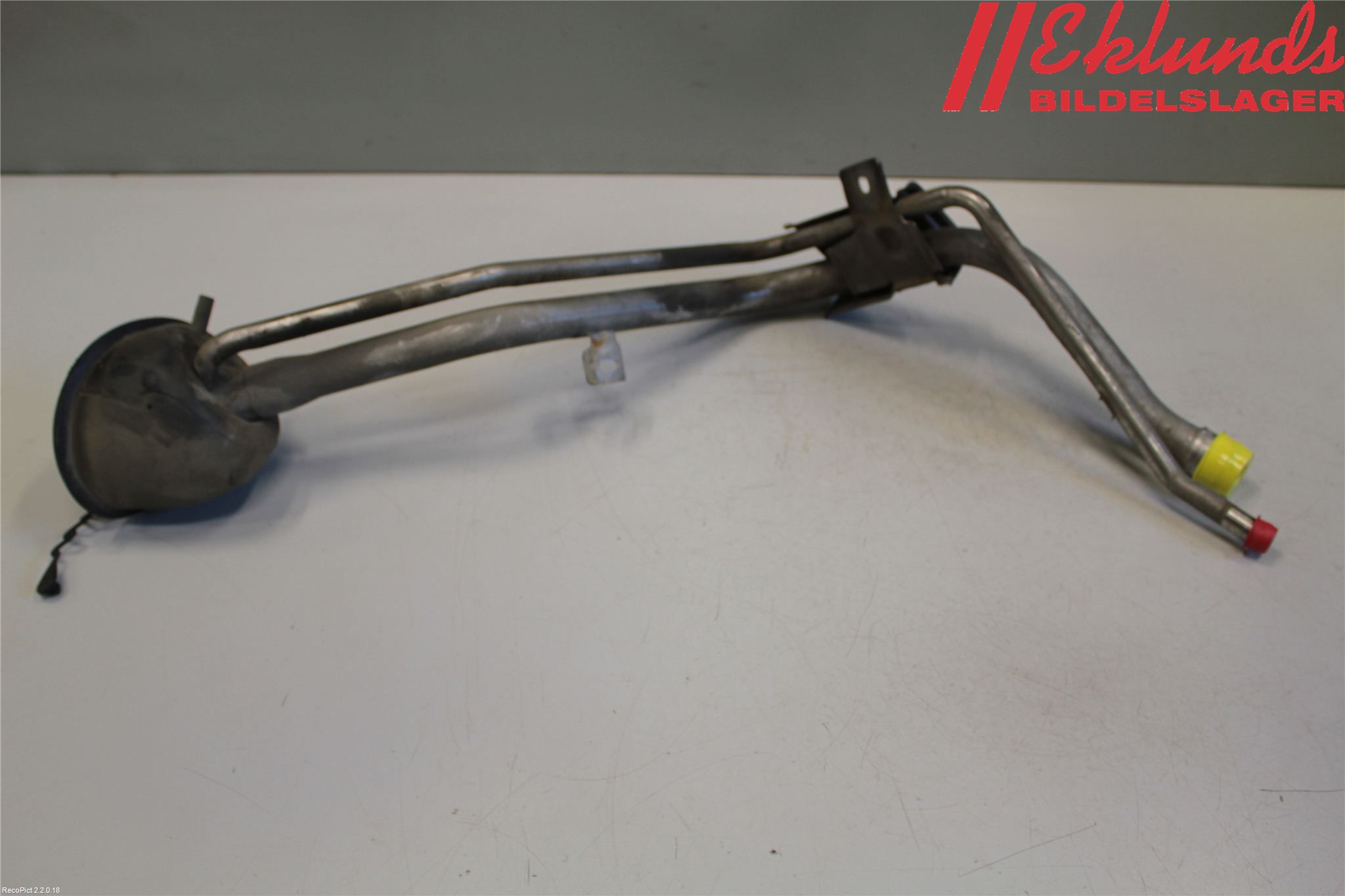 Volvo S40 04-07 Bränslepåfyllnrör-Slang