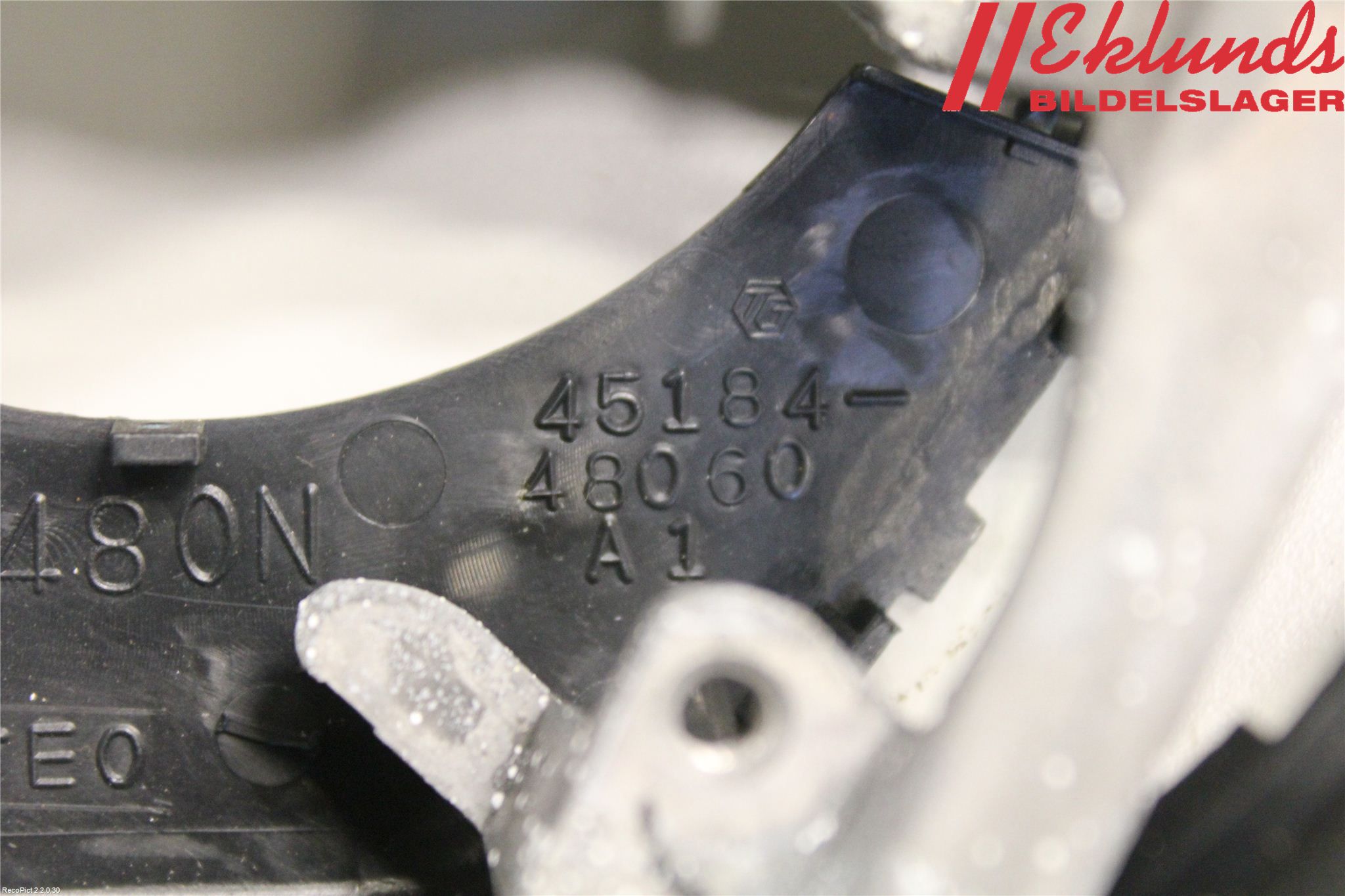 Lexus RX XU30 03-09 Ratt