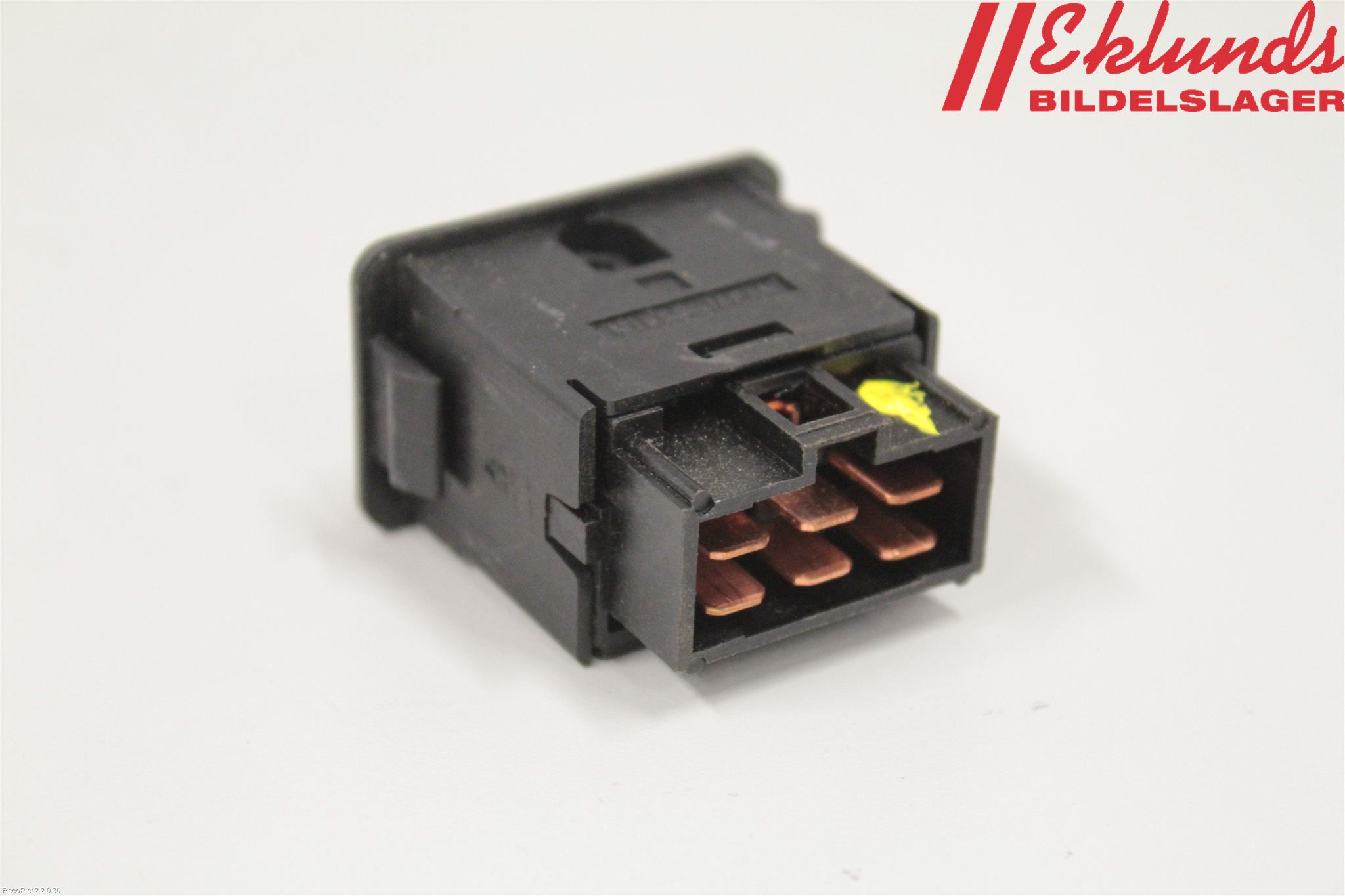 Mitsubishi L200 06-15 Strömställare Stolvärme