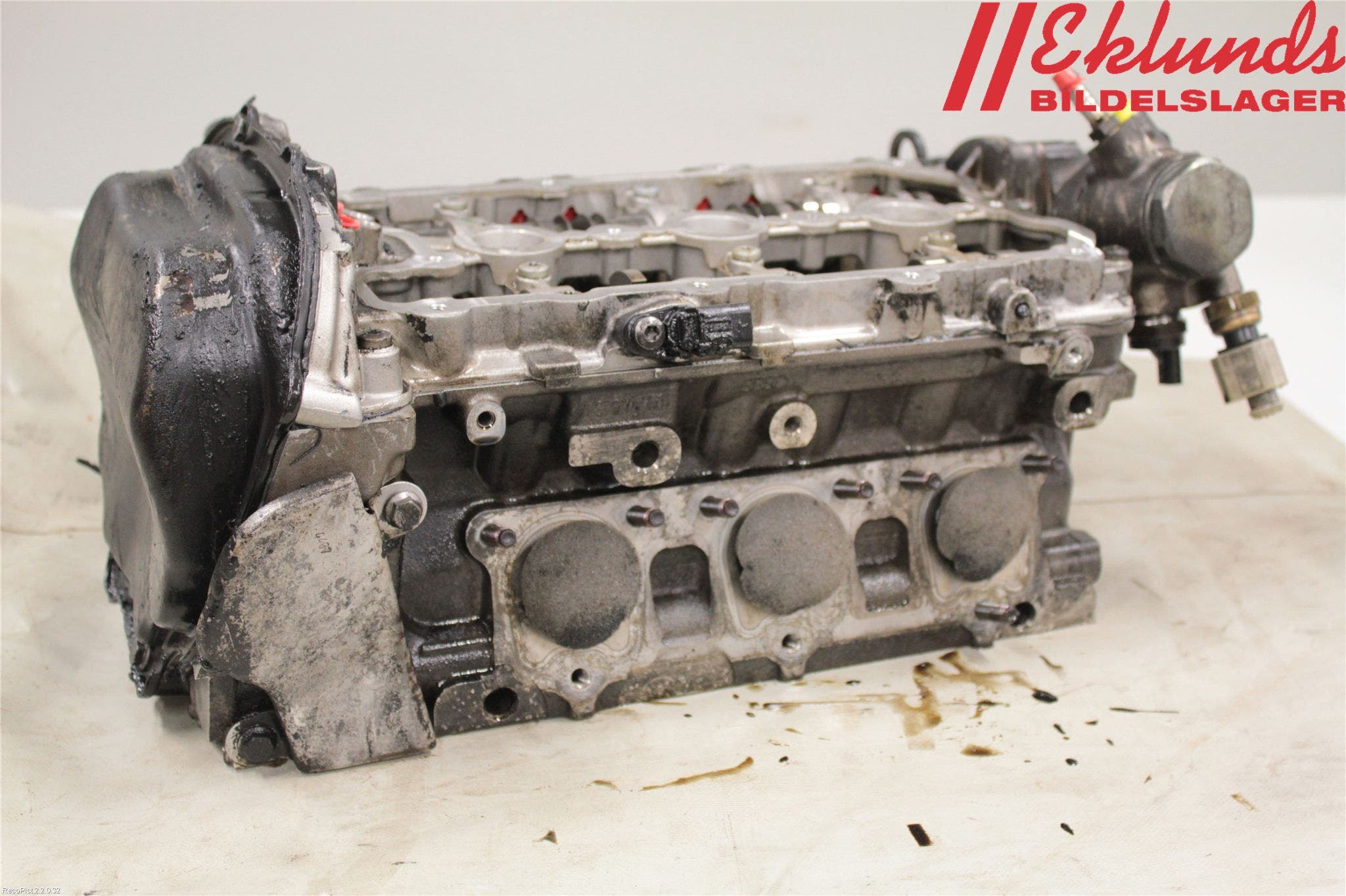 Audi A6/S6     05-11 Topplock Bensin