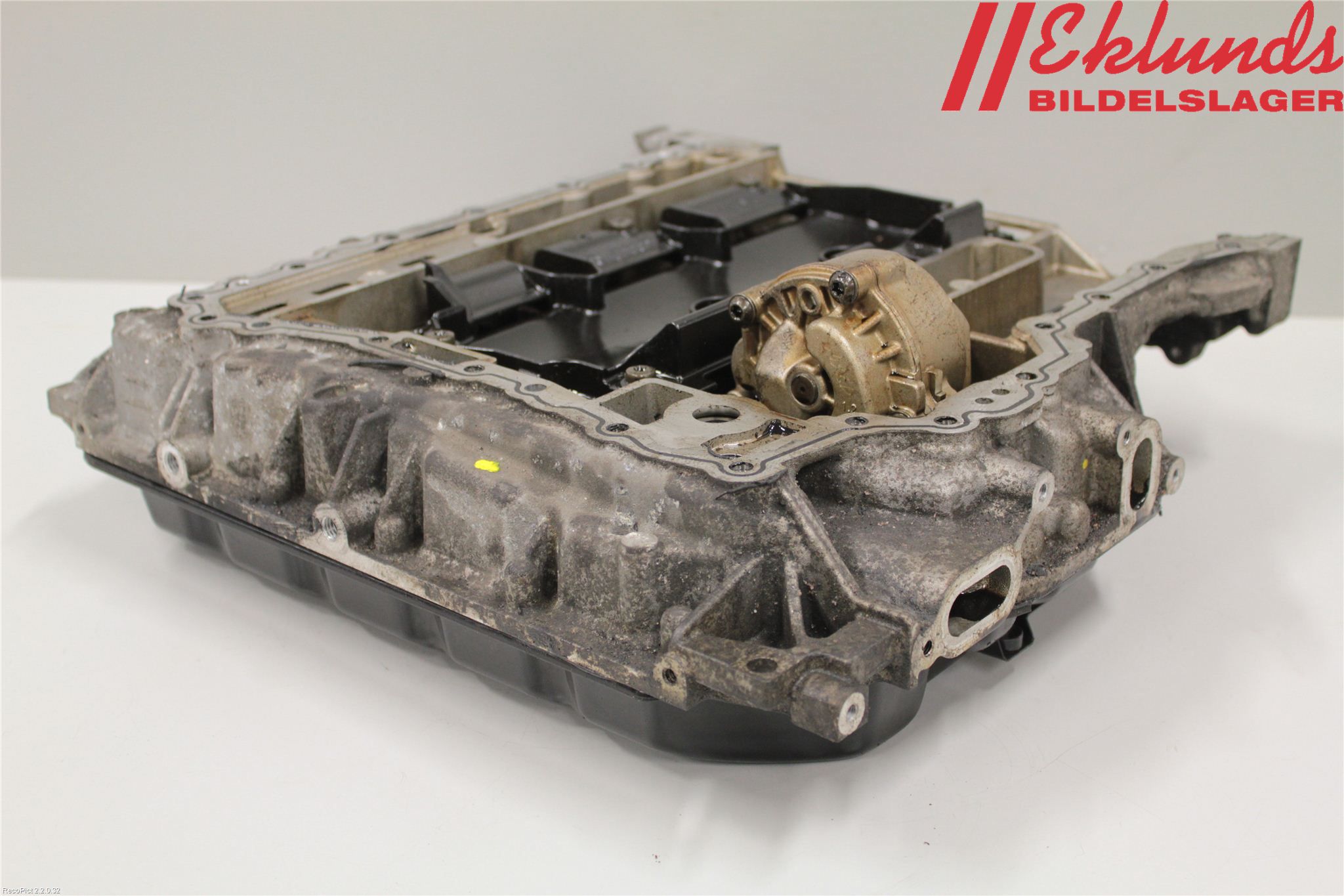 Audi A6/S6     05-11 Oljetråg