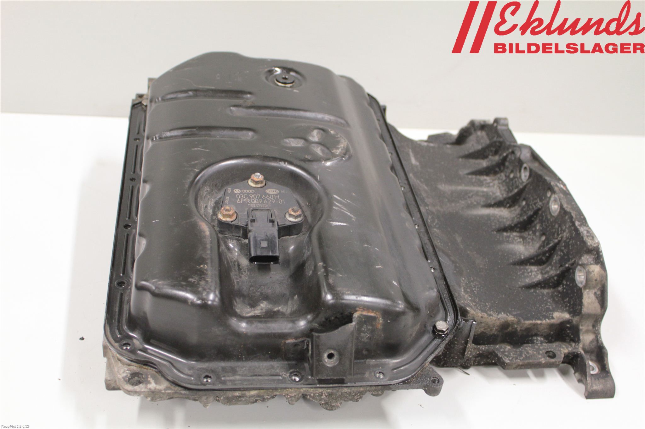 Audi A6/S6     05-11 Oljetråg